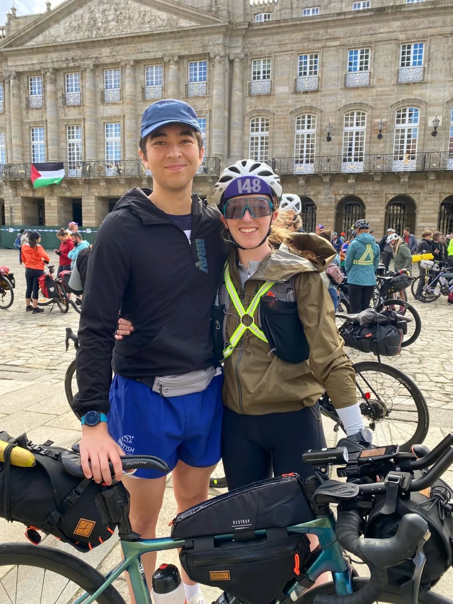 @mparkinson1 at the beginning of her epic ride... 1350km through Spain 🇪🇸 and Portugal 🇵🇹... Awesome!
See you in 5-6 days... 😬🫣💪🏼🐸