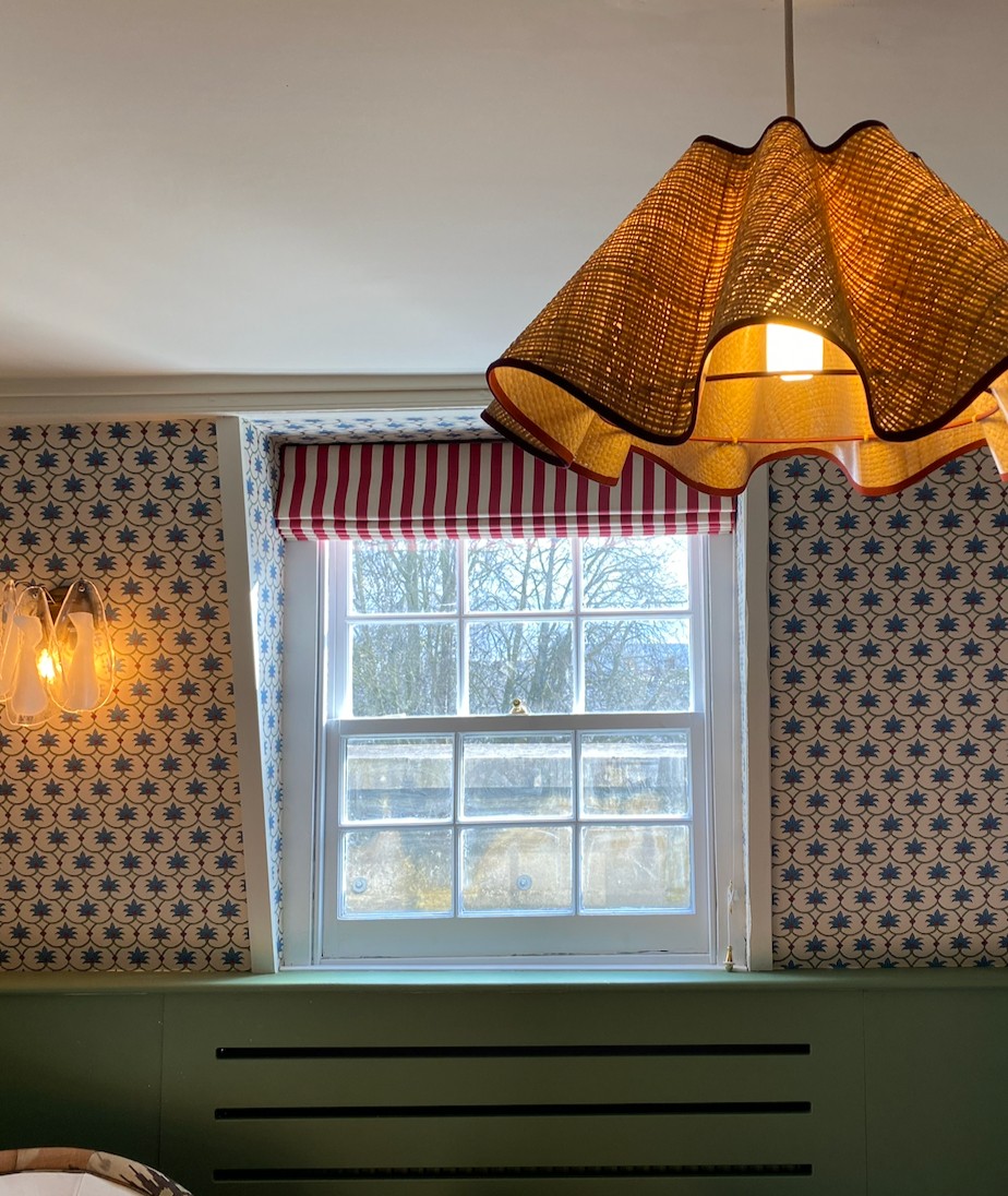 • Alice Palmer •
We loved helping to bring this cute bedroom scheme to life with wallpaper & fabric both by @alicepalmerco. Pattern on pattern really works in small spaces!!
https://www.alicepalmer.co/collections/fabric
#alicepalmerco #tangierstripe #redstripe #romanblind #bristolblindmaker