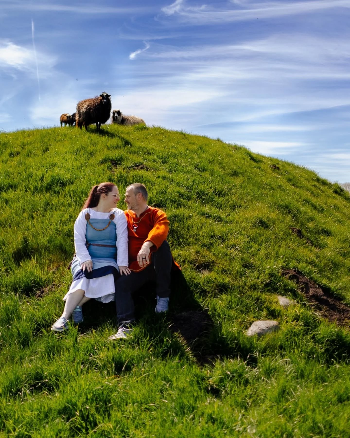 ♥️ TIMELESS LOVE IN TRELLEBORG ♥️
🛖 There’s a special kind of quiet power in a wedding that honors ancient traditions. Last Saturday, Trelleborg was alive with the love of Cassie and Scott 🌿
🥰 This moment on the historic ramparts of @trelleborgvikingeborg captures the essence of their day - raw, beautiful, and timeless ⏳
🤝Witnessing their hand-binding inside the historic longhouse was unforgettable.
A massive thank you to @nordicadventureweddings for organizing such a flawlessly authentic and emotionally resonant celebration 🔥
🥂 Skål! 🍻
Here is a glimpse into their epic celebration ➡️
_______________________________
🏩 Wedding Planner: @nordicadventureweddings
📍Venue: @trelleborgvikingeborg
📸 Photographer & Videographer: @be_in_lens
Packages & Prices: www.beinlens.com
▪︎
▪︎
▪︎
▪︎
#denmarkweddingphotographer #elopedenmark #nordicadventureweddings #vikingwedding #bryllup2026