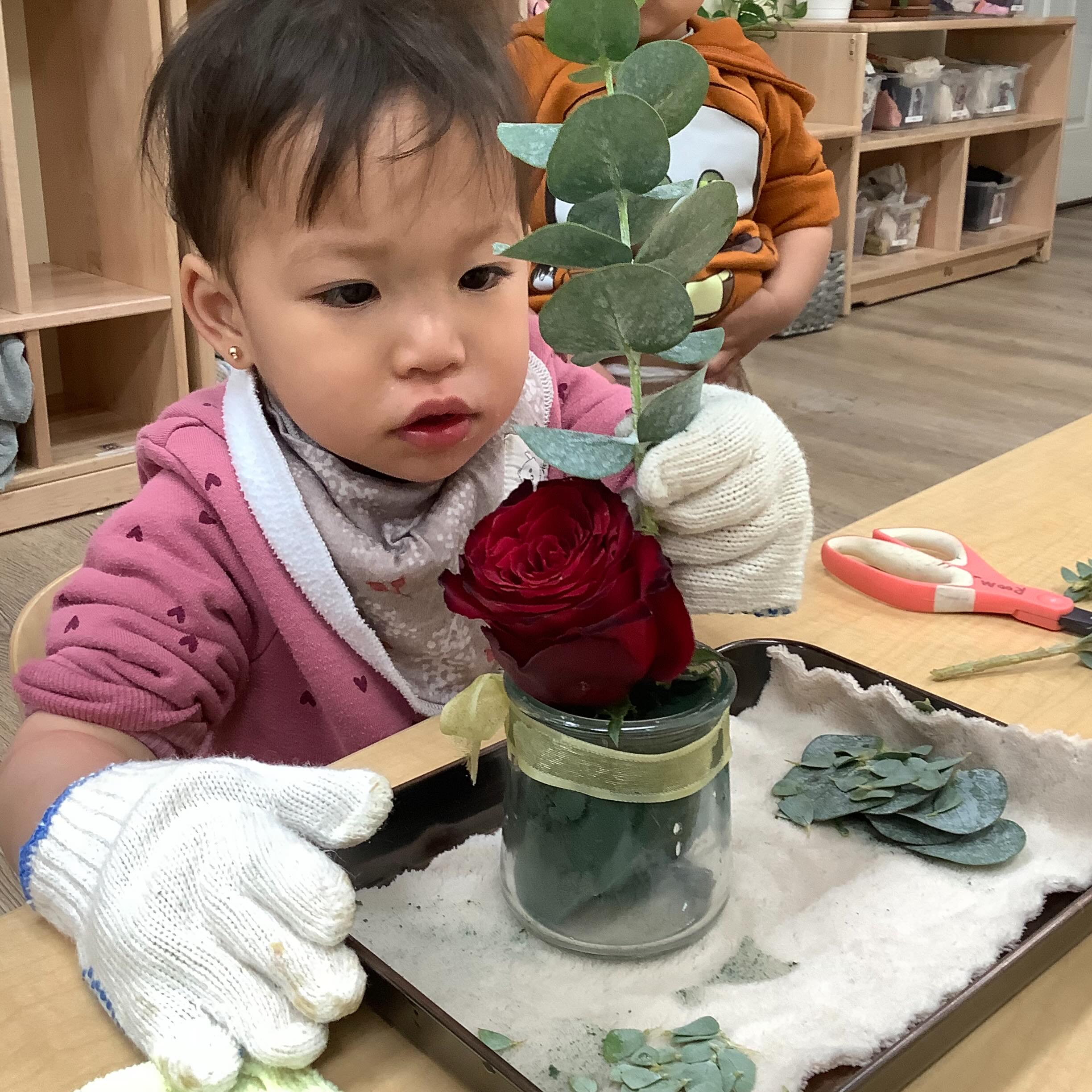 With Mother’s Day approaching, our toddler class has been busy preparing special gifts for our lovely moms! 💐✨
Our toddlers poured so much love, kindness, and creativity into each little surprise to show appreciation for all the care and love their moms give every day. Watching their excitement and thoughtful efforts made this week extra meaningful for all of us. 💖
Happy Mother’s Day to all the amazing moms in our community! 🌷
#sunrisemontessorinatick #toddlersclass #mothersday #gift