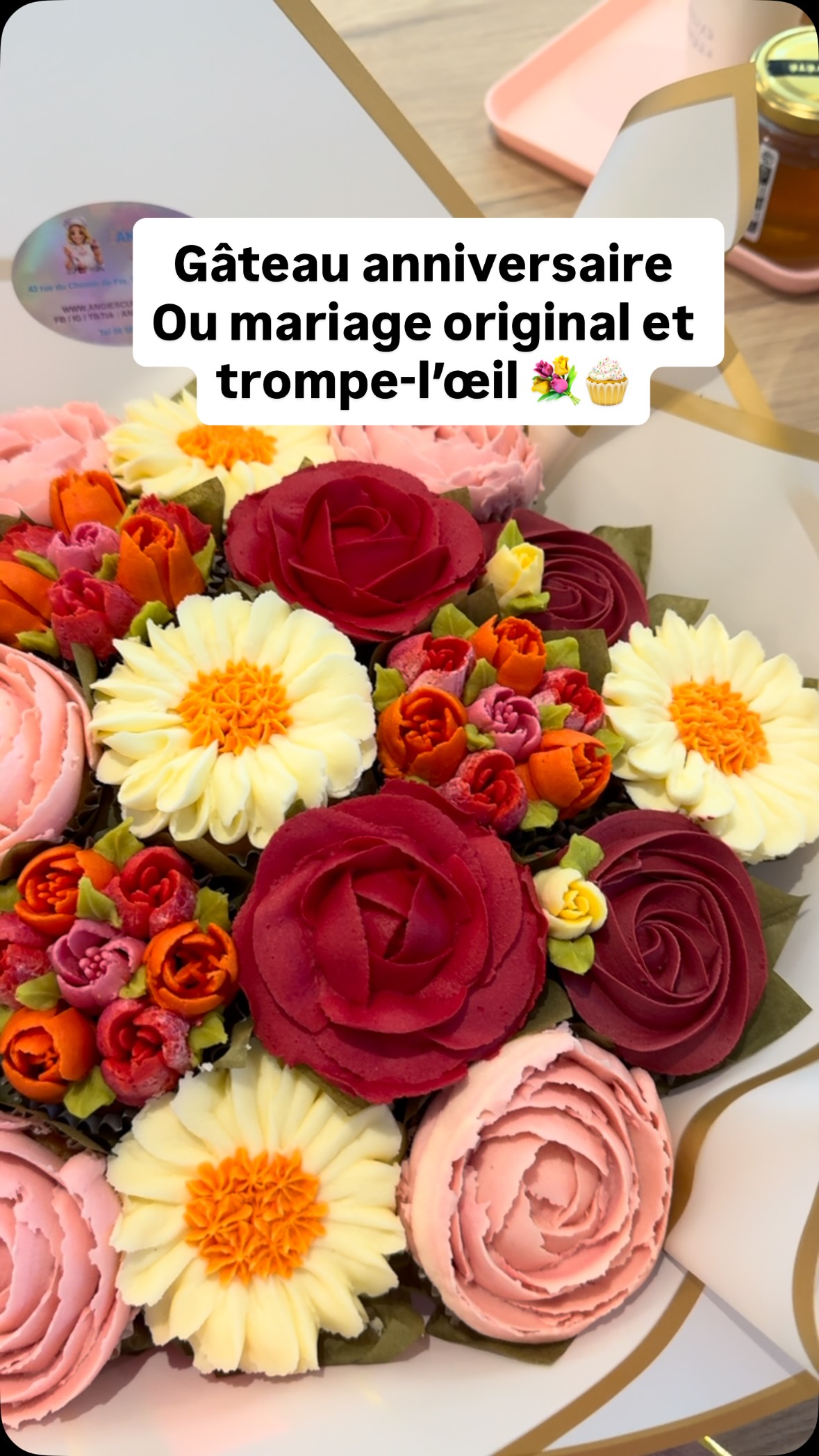 Bouquet deluxe 24 cupcakes 💐🧁
#angiescupcakes77 #bouquetdecupcakes #vusurtf1 #patisserietrompeloeil #gateauanniversaire @lagnycommerces