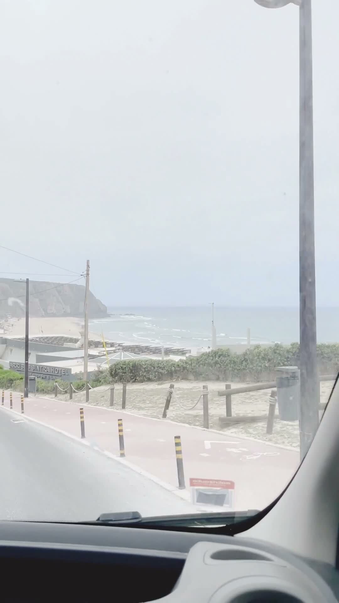 🇵🇹 O oceano chama. @oasissintrasurf responde! 🏄
🇬🇧 The ocean is calling. @oasissintrasurf answers the call! 🏄
#aldeiaaapraia #oasis #surfportugal #lisbon #sintra
