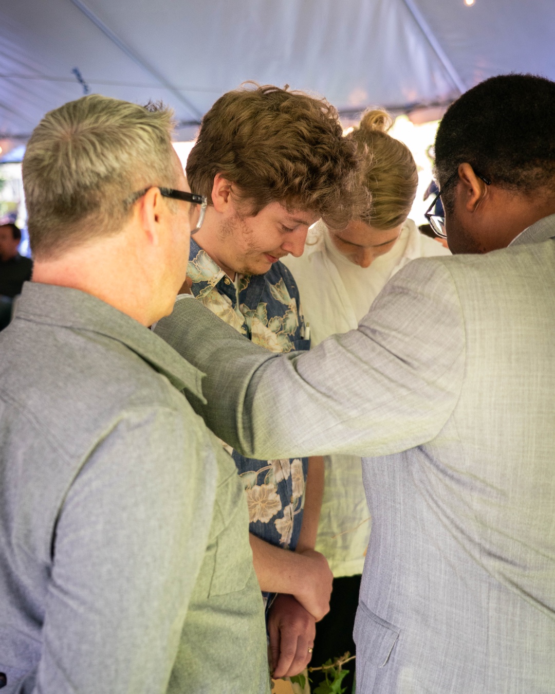 There’s something special about Baccalaureate bringing the journey full circle. 🌿
This evening we came together for a time of reflection, worship, and celebration with students and their families. The Cutting of the Ivy brings us back to Twining of the Ivy during Orientation weekend, where the journey at Bushnell began.
See you tomorrow morning, graduates!