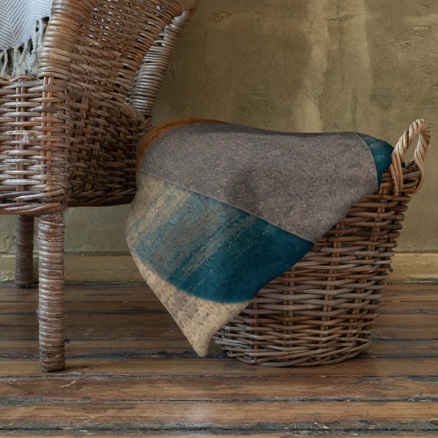 Layer your space in modern comfort with the Legacy Motion Premium Throw Blanket ✨ Warm earth tones, deep blue accents, and a soft silk-touch feel — perfect for cozy nights or a stylish decor boost. Link in Bio #HomeDecor #CozyVibes #ThrowBlanket #NewArrival #InteriorInspo