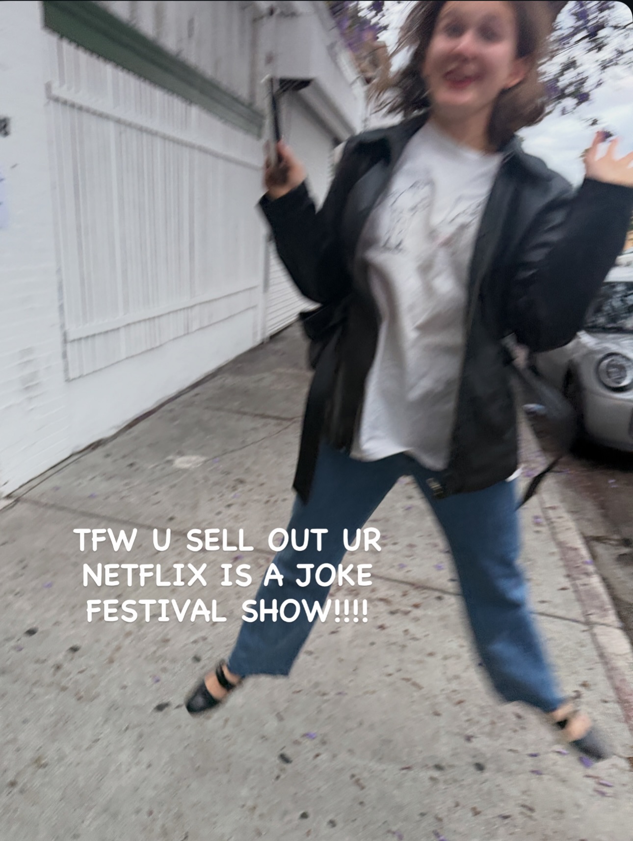 TFW U SELL OUT UR @netflixisajoke SHOW!!!!!! SEE U FRIDAY LOS ANGELES FEATURING @carmenyescarmen @saggiesplinters 💫 W/ HOST @schmidt__show :)
