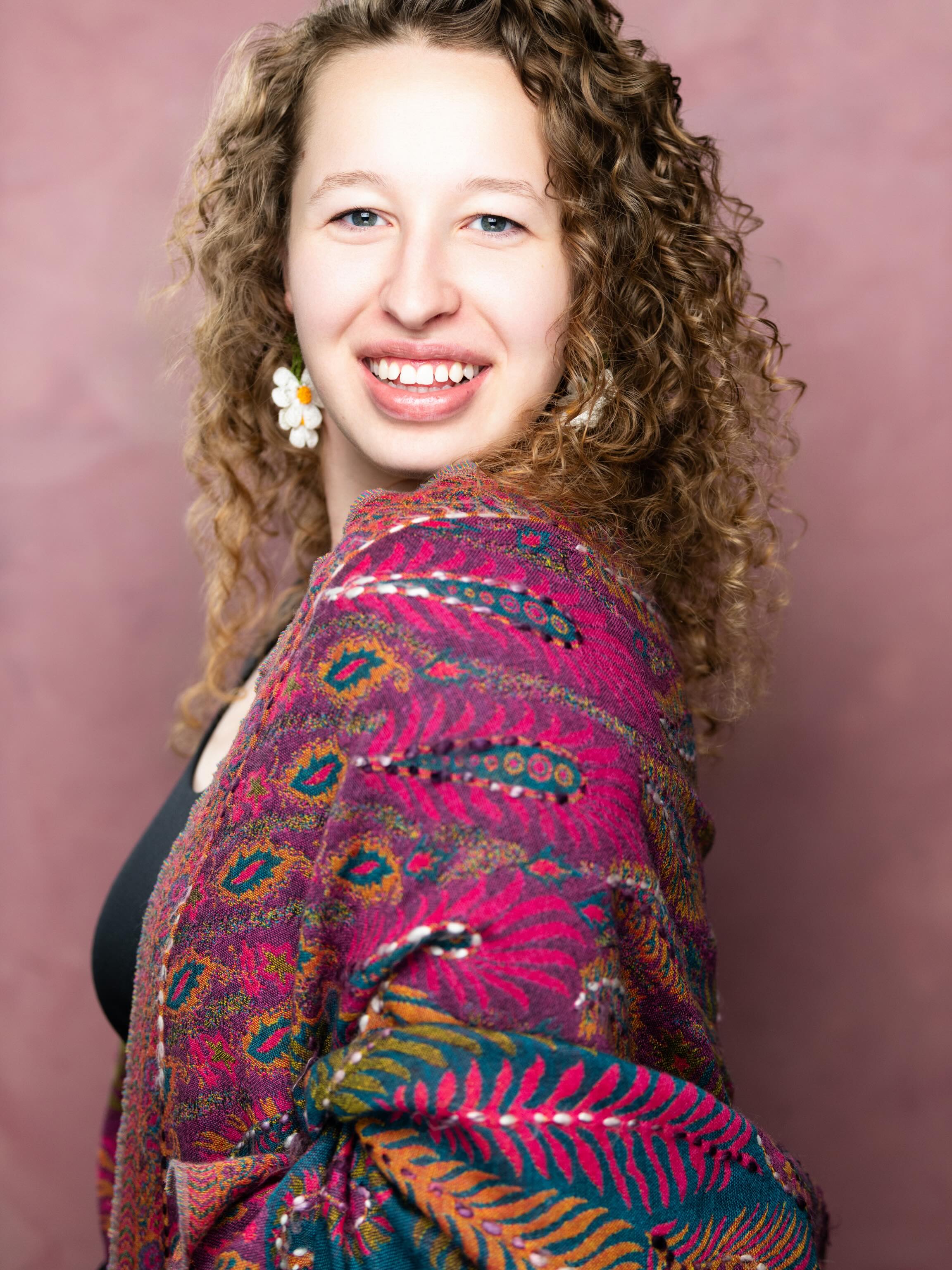 Senior Spotlight!
Hannah Lormore s a director and choreographer passionate about telling stories centered around family, relationships, and psychological patterns. During her time at SLC, she has participated in a wide variety of productions including Company; Hello, Dolly!; and She Loves Me. Most recently, she wrote and directed an adaptation of Sophocles’ Electra, so apparently, she’s also a writer! Who knew!
Headshot Photo: Mia Isabella Photography