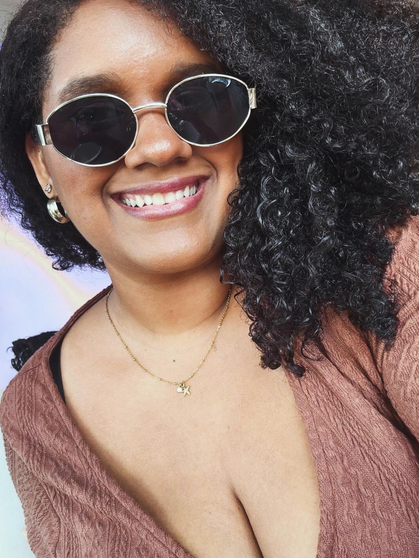 34 💛🥳🎂😘
9 de mayo. Hoy no solo celebro que cumplo años, celebro todo lo que he logrado y lo que falta.
Salud, dinero y amor yo no pido más na’ 😂💛🫶🏾🔥