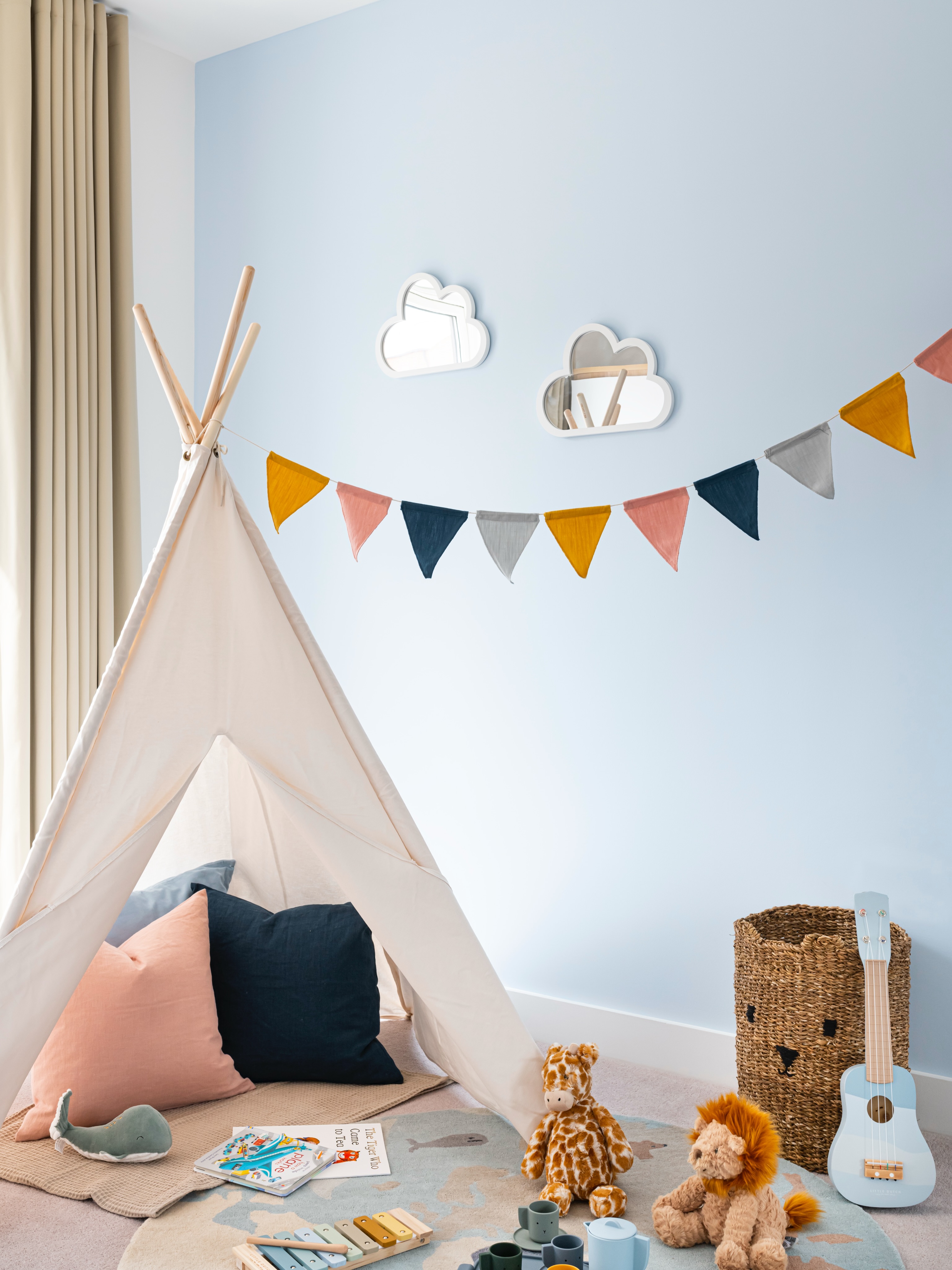 Designing for families lets us have a bit of fun too. Bringing colour, creativity, and imagination to life in spaces made for little ones. 🎨🧸
What would your dream kids’ room look like? ✨
#InteriorDesign #KidsInteriors #FamilyHomes #DesignStudio #KidsRoomDesign CreativeSpaces HomeDesign InteriorArchitecture