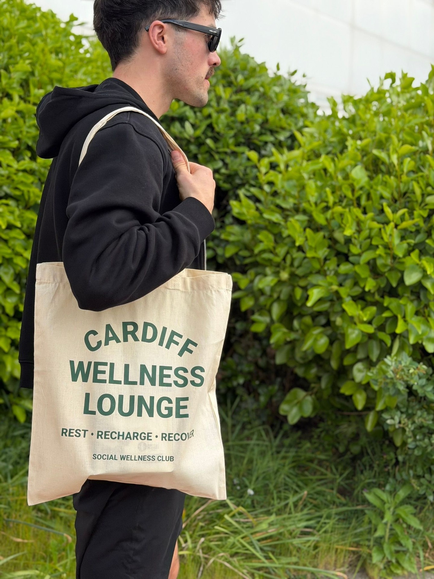 Carry your wellness ritual wherever you go. 🌿
Our Wellness Lounge branded tote bags have officially landed, and they are the ultimate eco-friendly sidekick for your recovery journey. Whether you are packing your towel for a post-sauna cold plunge or heading out for a stroll through Bute Park, these totes are designed to handle it all.
Available in a range of muted, earthy tones to match your vibe, each bag features our signature minimalist aesthetic. They are not just bags; they are a nod to the Cardiff community that prioritises health, movement, and a bit of well-earned self-care. They are perfect for your gym kit, your favourite book, or even your local market haul.
✨ 100% Sustainable Cotton
✨ Durable design for all your recovery essentials
✨ Local Cardiff style
Grab yours at the front desk during your next visit or DM us to reserve your favourite colour. Shop the look and take a piece of the lounge home with you.
See you in the lounge!
#TheWellnessLounge #CardiffWellness #SustainableStyle #RecoveryEssentials