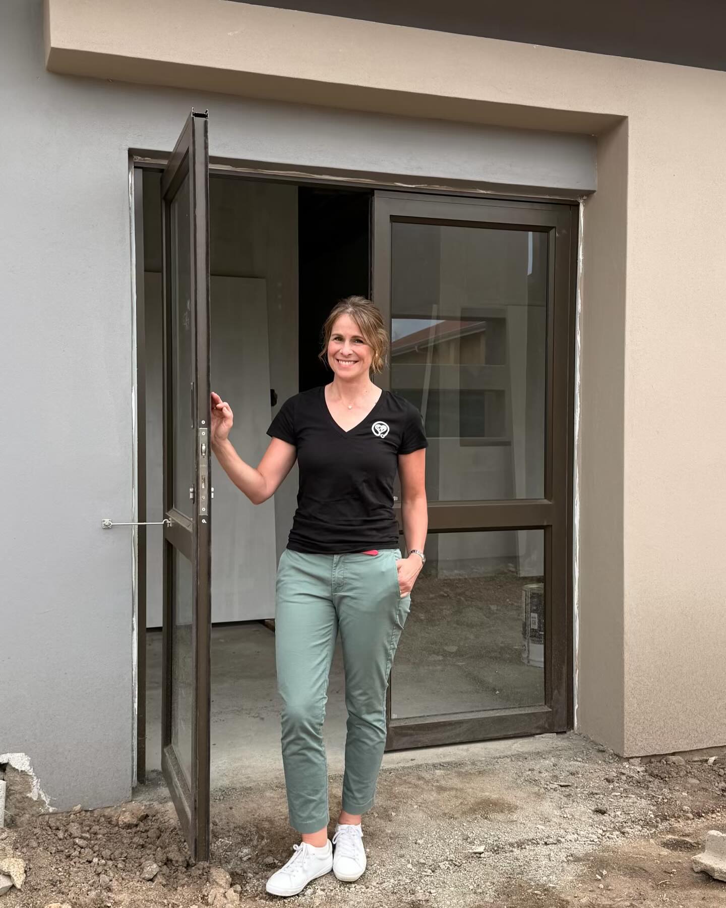 A few members of the Compassion Medical Team made their way to South Africa to see the progress at the clinic on the 7 Rivers Outreach property up close. Being on the ground gave them a clear picture of just how much has been accomplished so far.
During the visit, they personally delivered medical supplies to Compassion Medical nurse Katie Haskell and spent time with her receiving updates on the project as well as hearing firsthand about current needs in the field.
We’re encouraged by what’s taking shape at the clinic and look forward to sharing continued updates as the work continues to advance. #compassionmedical #clinic #nurse #southafrica #medical #outreach