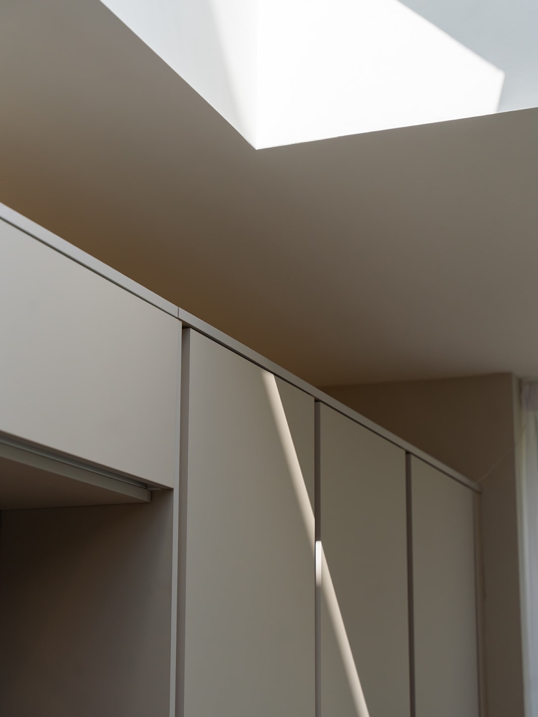 In Chinese painting, liubai (留白) means leaving space- intentionally.
Deer Architect’s intentionally leave space to welcome light, frame views and create calm, engaging environments that breathe.
Not every corner needs to be filled. Not every wall needs something on it. Sometimes the most considered design decision is restraint.
Deer Architects | Residential Architecture | Cardiff
#cardiff #architect #light @beckywelfordphoto @beckywelfordphotography