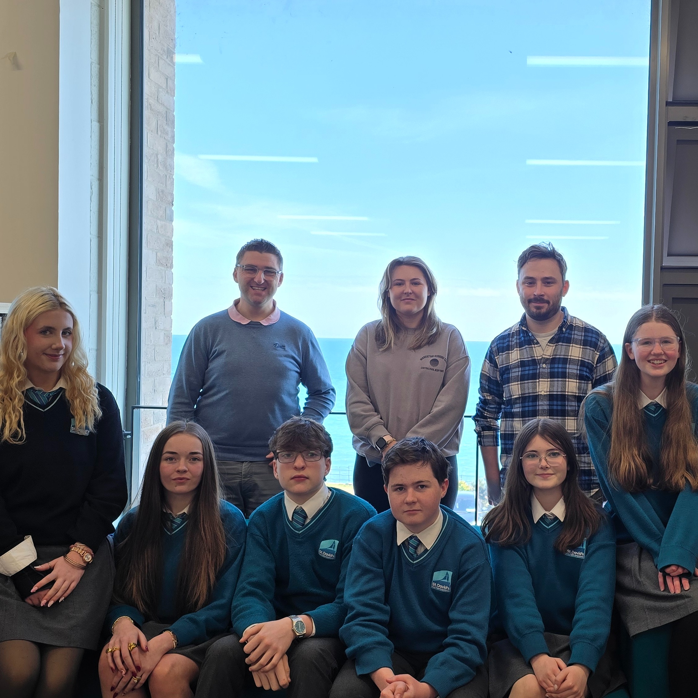 Champions. 🏆
Our Junior Debate Team won the 'The Rise at the Cove' Junior Debate League finals on Wednesday, taking on Loretto Bray and coming away with a well deserved victory.
Captained by James Carroll, our team of Seraphina O'Sullivan, Anna Cooke, Leila Mellett and Dylan Goodwin, with the brilliant support of senior debater Farrah Gallagher, argued their case brilliantly.
Congratulations to all involved!