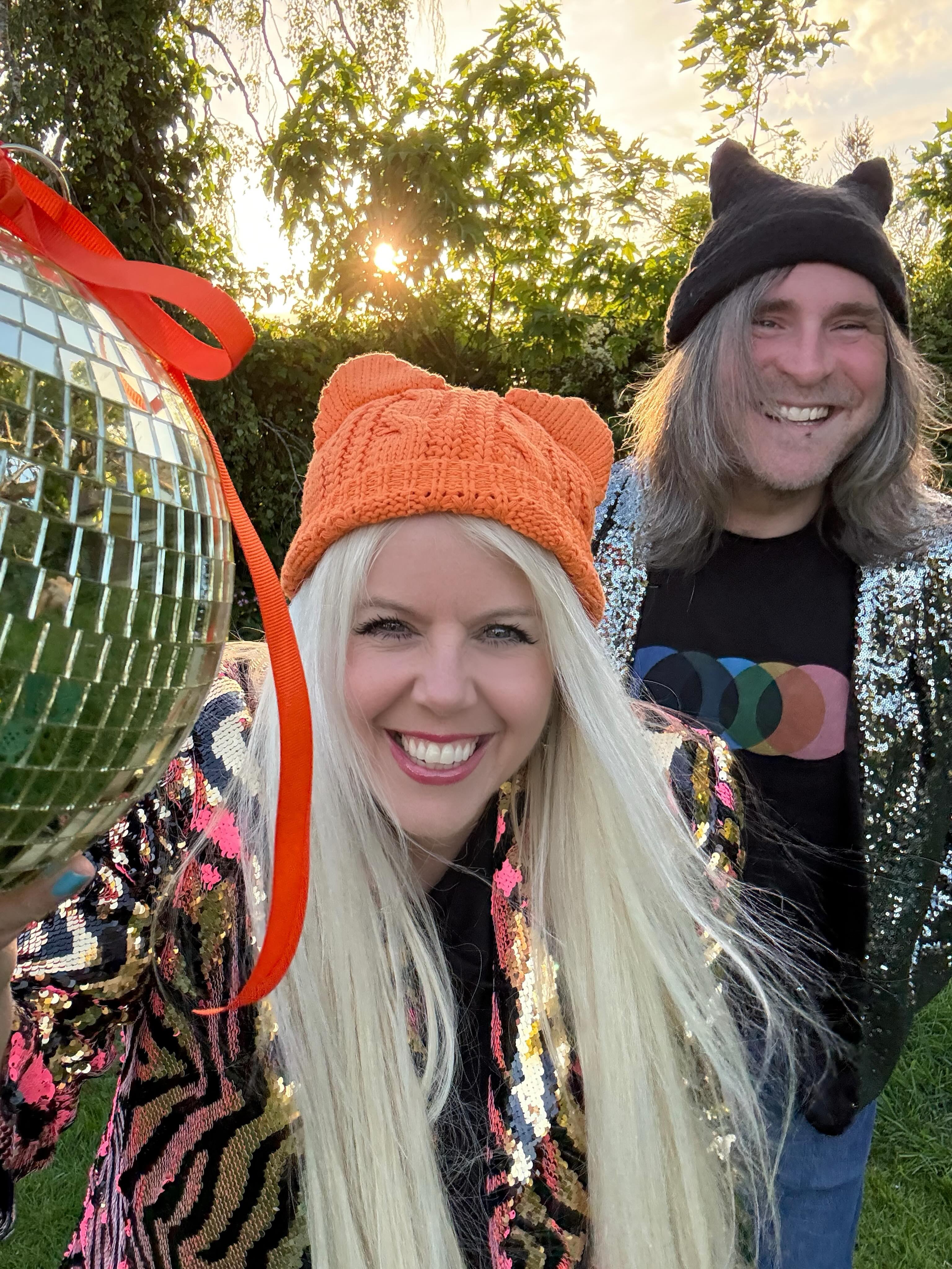 Eurovision… Ferto! 🎉🧡
It’s time for our second Christmas 😂 Let the @eurovision song contest begin! 🎶
Tonight, we’re channeling our inner Greece! 🐅 Loads of fab songs in store though & we can’t wait! 🎉
#eurovision #letsgo #ohyes #eurovisionsongcontest