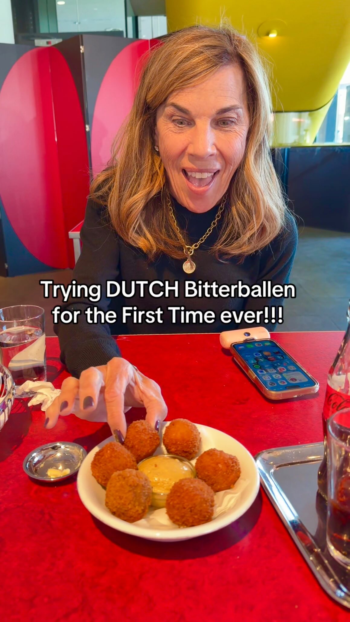 It’s kind of Mushy inside… Trying Dutch Bitterballen for the first time ever!!🇳🇱
#food #bitterballen #dutch #eating #foryou