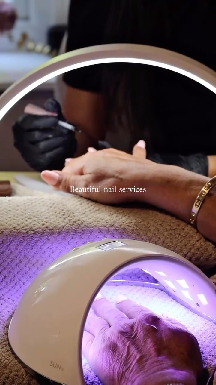 Time to look after those nails 💅
We offer Lux Spa Mani’s and also Pedi’s with a copper foot bath. Spa products are vegan and made in-house. Nail products are a brand called Twenty and are vegan plus HEMA free.
Nail services offered are BIAB, gel mani/pedi plus sculpted repair work and natural extensions.
Minimal-lux nail art - we’re a crazy nail art free zone!!!