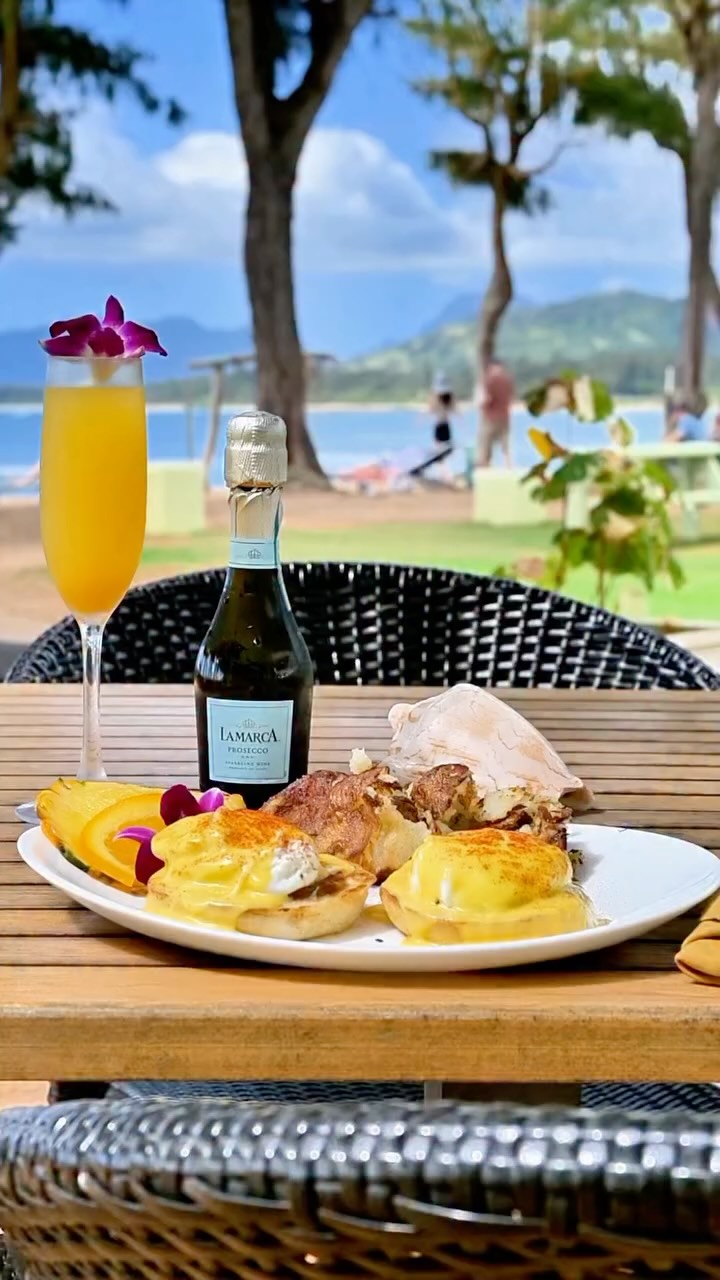 Mother's Day at Lava Lava Beach Club Kauai (May 10th 2026) 🌺 Come celebrate Mom with your toes in the sand!🏝️ Prix fixe menu available for viewing at https://www.luanahospitality.com/celebrate/mothers-day-2026 Walk-ins welcome. We look forward to welcoming you ❤️
#lavalavabeachclub #kauai #mothersday #toesinthesand #ocean
