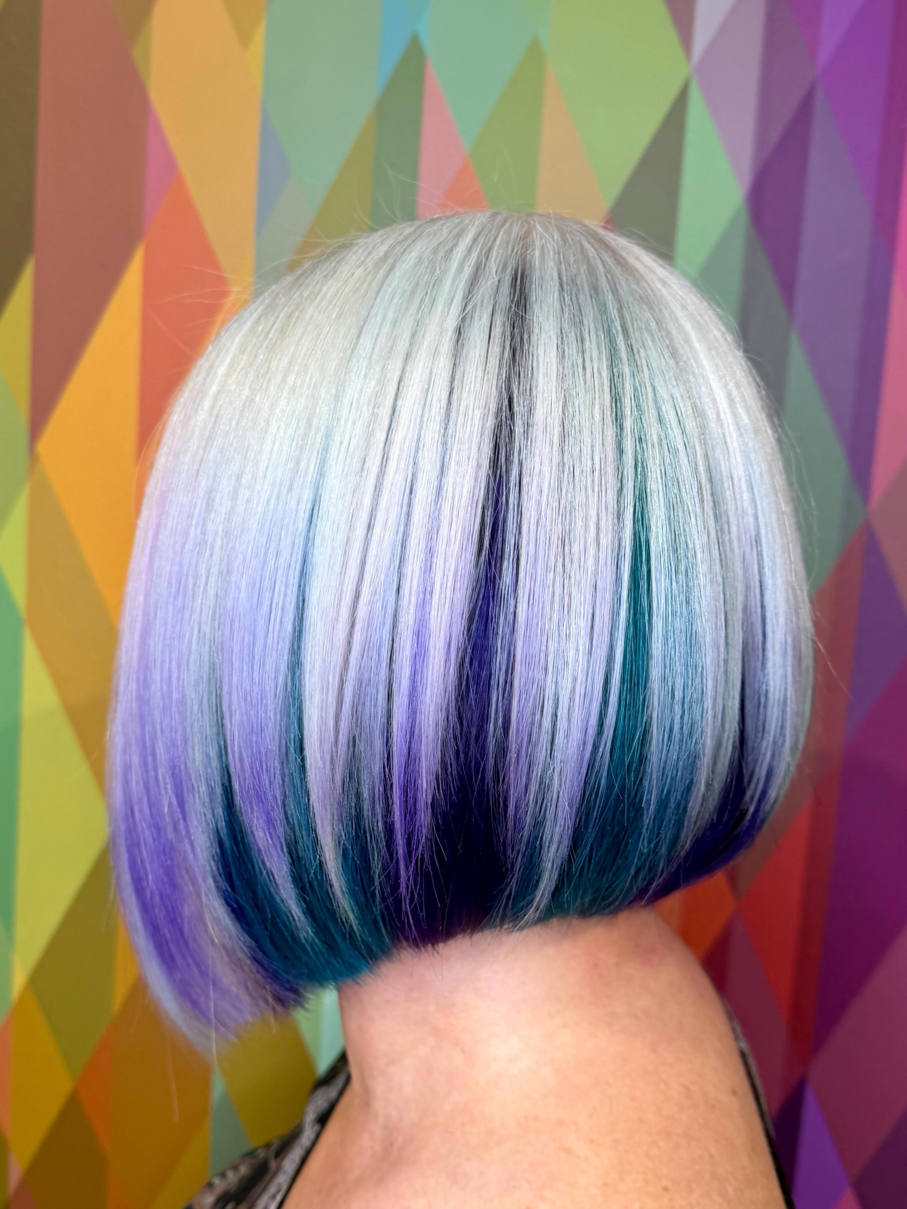 Taking over Lou’s incredible colour clients I have had big shoes to fill! But I’m honoured to keep her magic going ✨
Hair by Jyle
Coloured with @matrix
Styled with @evohair
#hairtrends #hairstyleinspo #evohair #hair #hairstyles maneinterest maneaddicts roseberyhairdresser
roseberyhairsalon sydneyhair