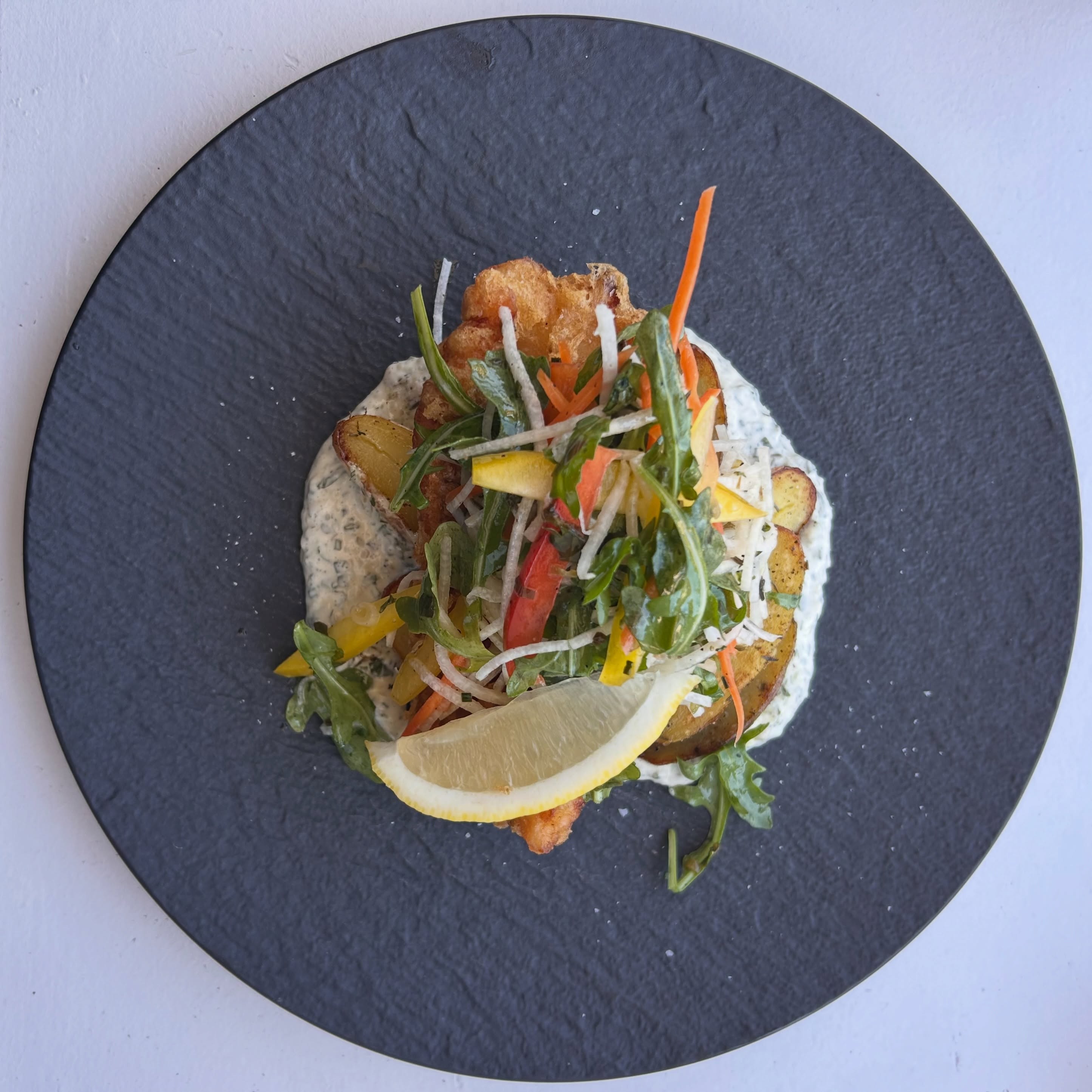Tempura fries Red Snapper, roasted fingerling potatoes, house made tartar, jicama, bell pepper & wild ramp slaw
#VeraceOakville #OakvilleEats #AuthenticItalian #OakvilleRestaurants #ItalianFoodLovers