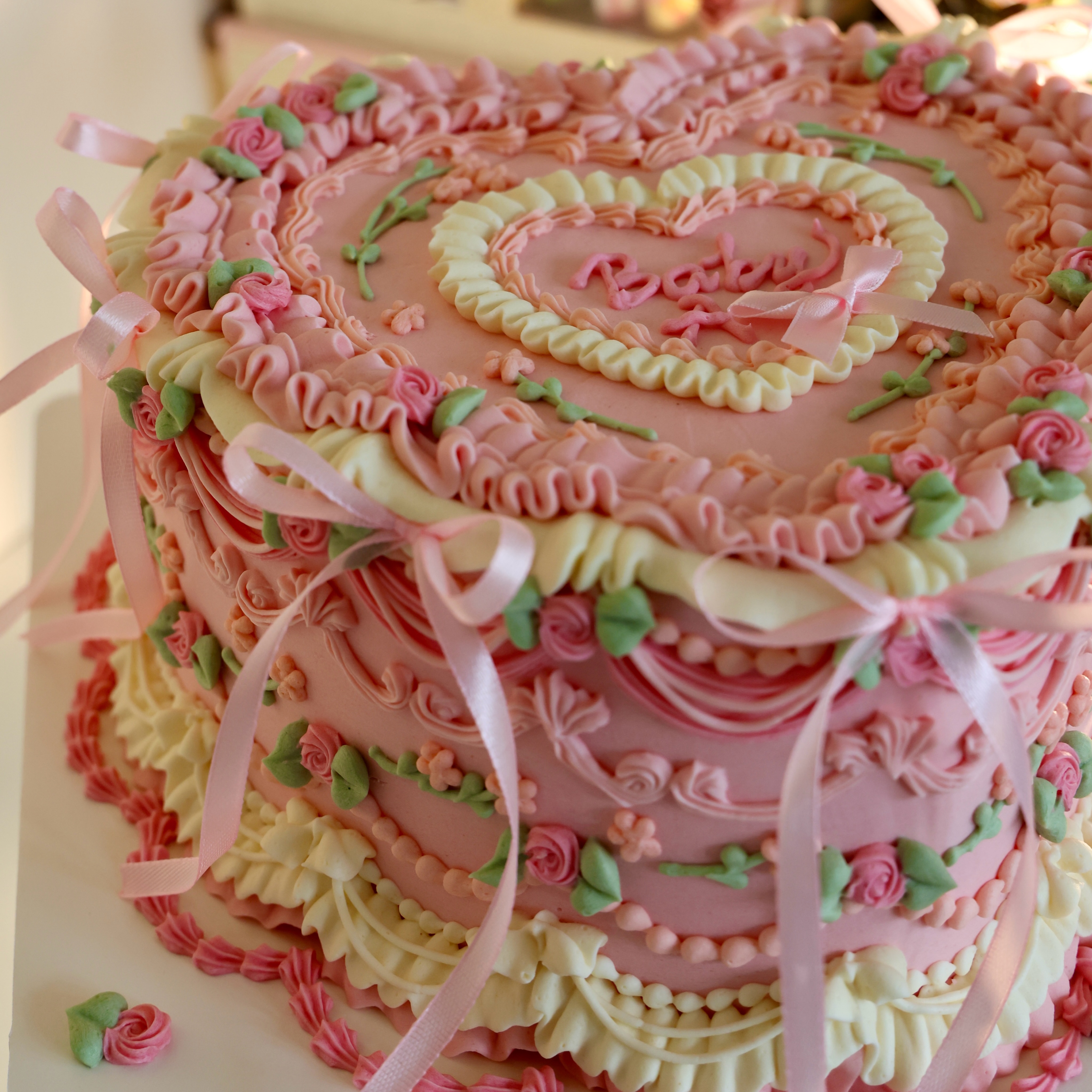 Little details for a little love. β¨
Throwing it back to the dreamiest shower cake π
.
.
.
.
.
.
.
.
.
.
.
.
.
.
.
.
.
.
.
#vintagecake #lambethcake #coquetteaesthetic #cakestagram #londoncakes