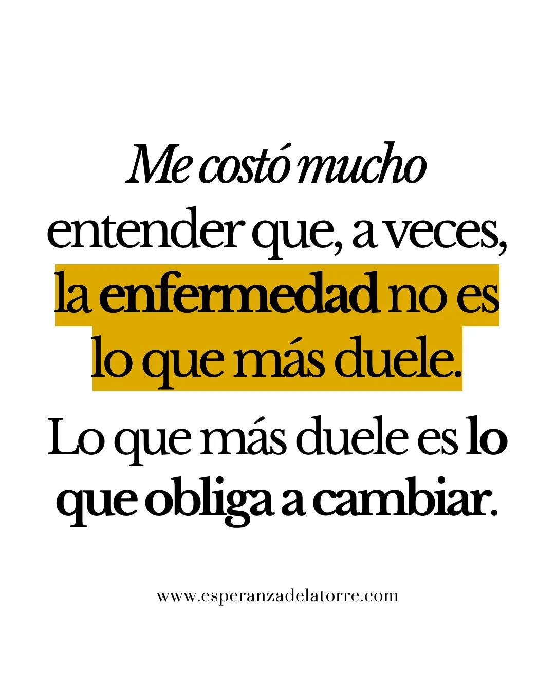 Con el tiempo entendรญ que muchas veces ๐๐ฅ ๐ฉ๐ซ๐จ๐๐ฅ๐๐ฆ๐ ๐ง๐จ ๐๐ฌ ๐ฅ๐ ๐๐ง๐๐๐ซ๐ฆ๐๐๐๐ ๐๐ง ๐ฌรญ.
El problema es ๐ญ๐จ๐๐จ ๐ฅ๐จ ๐ช๐ฎ๐ ๐ฌ๐ ๐ฉ๐ฎ๐๐๐ ๐ญ๐๐ฆ๐๐๐ฅ๐๐๐ซ cuando empezamos a mirar mรกs allรก de ella.
Porque hay diagnรณsticos que terminan convirtiรฉndose en identidad.
Tratamientos que aportan una sensaciรณn de seguridad.
Y formas de vivir la enfermedad que, aunque duelan, ๐๐๐๐๐๐ง ๐๐๐ง๐๐จ ๐ฎ๐ง๐ ๐๐ฌ๐ญ๐ซ๐ฎ๐๐ญ๐ฎ๐ซ๐ ๐๐จ๐ง๐จ๐๐ข๐๐ desde la que sostenerse.
Y cuestionar todo eso no es sencillo.
Durante mucho tiempo ๐ฆ๐ ๐๐จ๐ฌ๐ญรณ ๐๐ง๐ญ๐๐ง๐๐๐ซ ciertas reacciones, ciertas resistencias e incluso ciertos rechazos.
Me costaba entender por quรฉ habรญa personas tan aferradas a determinadas explicaciones.
Por quรฉ algunas parecรญan preferir ๐๐จ๐ง๐ฏ๐ข๐ฏ๐ข๐ซ ๐๐ญ๐๐ซ๐ง๐๐ฆ๐๐ง๐ญ๐ ๐๐จ๐ง ๐ฌ๐ฎ ๐๐ง๐๐๐ซ๐ฆ๐๐๐๐ antes que abrirse a mirar algo distinto.
O ๐ฉ๐จ๐ซ ๐ช๐ฎรฉ ๐๐ข๐๐ซ๐ญ๐๐ฌ ๐ฉ๐๐ซ๐ฌ๐จ๐ง๐๐ฌ ๐ฌ๐ ๐๐ง๐๐๐๐๐๐๐ง ๐ญ๐๐ง๐ญ๐จ cuando alguien encontraba una salida diferente a la que ellas habรญan aceptado para sรญ mismas.
Hasta que me di cuenta de que, despuรฉs de tantos aรฑos recorriendo este camino, ๐ก๐๐รญ๐ ๐๐ฆ๐ฉ๐๐ณ๐๐๐จ ๐ ๐จ๐ฅ๐ฏ๐ข๐๐๐ซ ๐ช๐ฎ๐ ๐ฒ๐จ ๐ญ๐๐ฆ๐๐ขรฉ๐ง ๐๐ฌ๐ญ๐ฎ๐ฏ๐ ๐๐กรญ.
Y que muchas de las cosas que hoy puedo ver con claridad, ๐๐ง ๐จ๐ญ๐ซ๐จ ๐ฆ๐จ๐ฆ๐๐ง๐ญ๐จ ๐ญ๐๐ฆ๐๐ขรฉ๐ง ๐ซ๐๐ฆ๐จ๐ฏ๐ข๐๐ซ๐จ๐ง ๐ฉ๐ซ๐จ๐๐ฎ๐ง๐๐๐ฆ๐๐ง๐ญ๐ la forma en la que me entendรญa a mรญ misma, la manera en la que me relacionaba con mis enfermedades e incluso ๐๐ ๐๐๐๐๐ ๐
๐๐๐
๐ ๐๐ ๐๐๐ ๐๐๐๐รญ๐ ๐๐๐ ๐๐๐๐๐ ๐๐ ๐๐รญ๐๐.
Porque hay ideas, preguntas o formas de mirar que no solo remueven creencias. A veces remueven la identidad completa desde la que ๐ฎ๐ง๐ ๐ฉ๐๐ซ๐ฌ๐จ๐ง๐ ๐ก๐ ๐๐ฉ๐ซ๐๐ง๐๐ข๐๐จ ๐ ๐ฌ๐จ๐ฌ๐ญ๐๐ง๐๐ซ๐ฌ๐.
Y cuando eso ocurre, el rechazo ya no tiene que ver รบnicamente con estar o no de acuerdo con una idea. ๐๐ข๐๐ง๐ ๐ช๐ฎ๐ ๐ฏ๐๐ซ ๐๐จ๐ง ๐ญ๐จ๐๐จ ๐ฅ๐จ ๐ช๐ฎ๐ ๐๐ฌ๐ ๐ข๐๐๐ ๐๐ฆ๐๐ง๐๐ณ๐ ๐ฆ๐จ๐ฏ๐๐ซ.
Por eso no siempre...
๐๐ป CONTINรA EN COMENTARIOS ๐๐ป