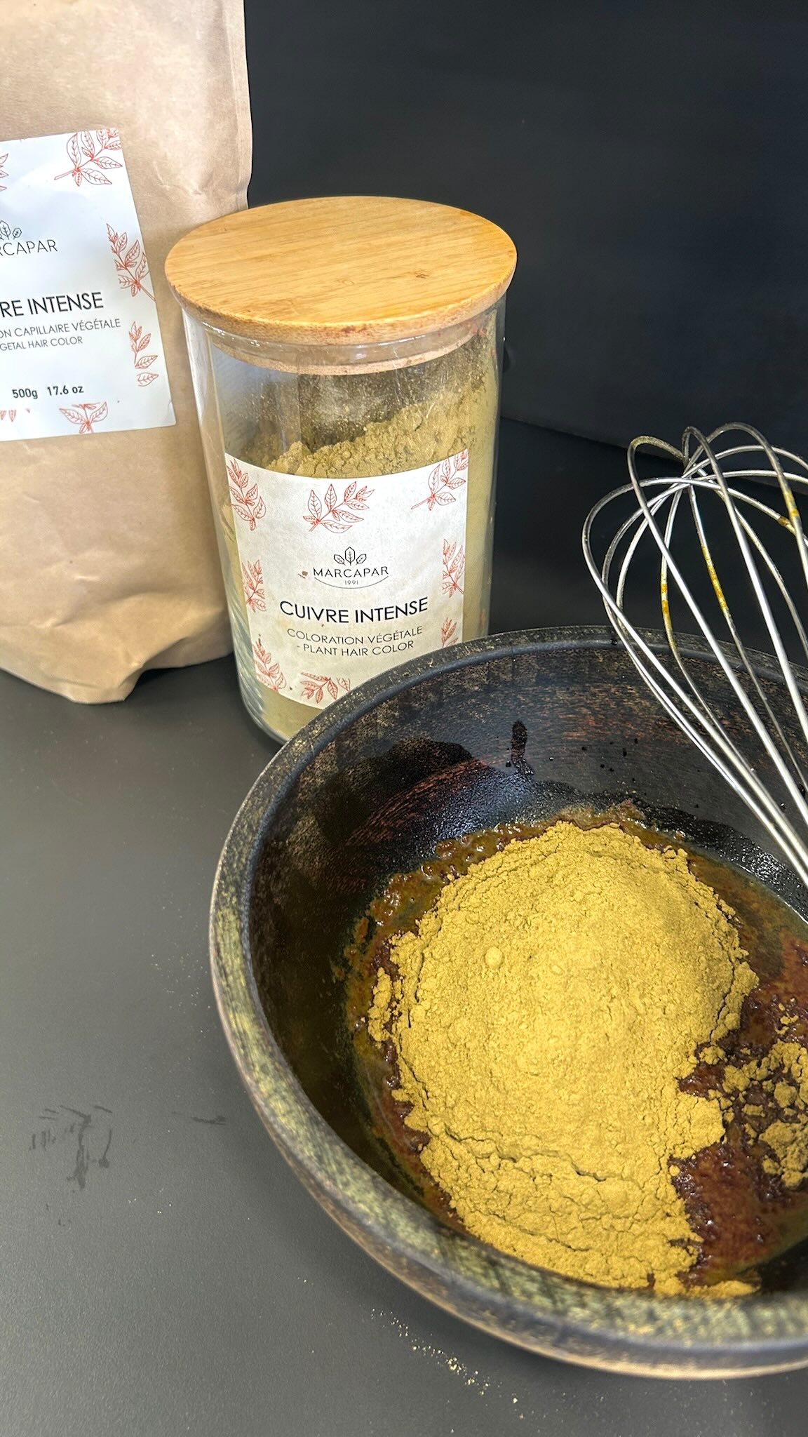 Passer au naturel, ça te tente ? 🌿
Chez Eden Bio, on t’explique, on t’accompagne et on s’adapte à tes besoins.
Testes par toi même:
🎁10€ offerts à tous les nouveaux clients pour découvrir soins naturels, coloration végétale, produits bio.. et bien plus encore !
Ça se passe à Eaubonne (95). 📍
Tu n’as plus d’excuse pour prendre rendez-vous 😉
par téléphone ou via le lien en bio
#eaubonne95 #coiffeur95 #salondecoiffure #naturalbeauty #beauténaturelle #soinscheveux #promocoiffeur #promo