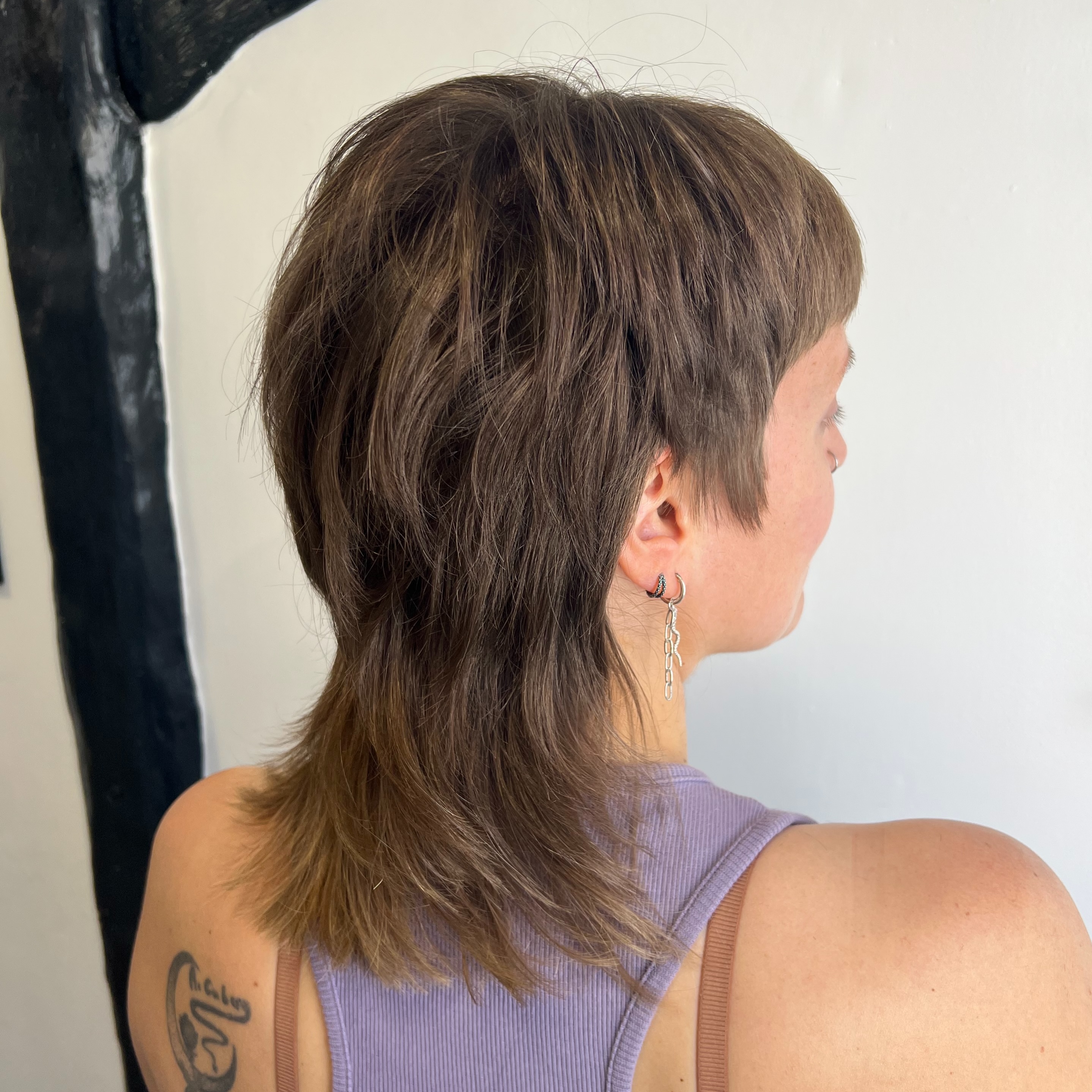 Haircuts aren’t one-size-fits-all… every hair type, every style and every personality deserves something different ✂️
Precision cut by Stylist Lily ✂️
📍 24 Tacket Street, IP41BA
.
#mullethair #shaghaircut #choppyhair #ipswichhair #ipswichhairdresser