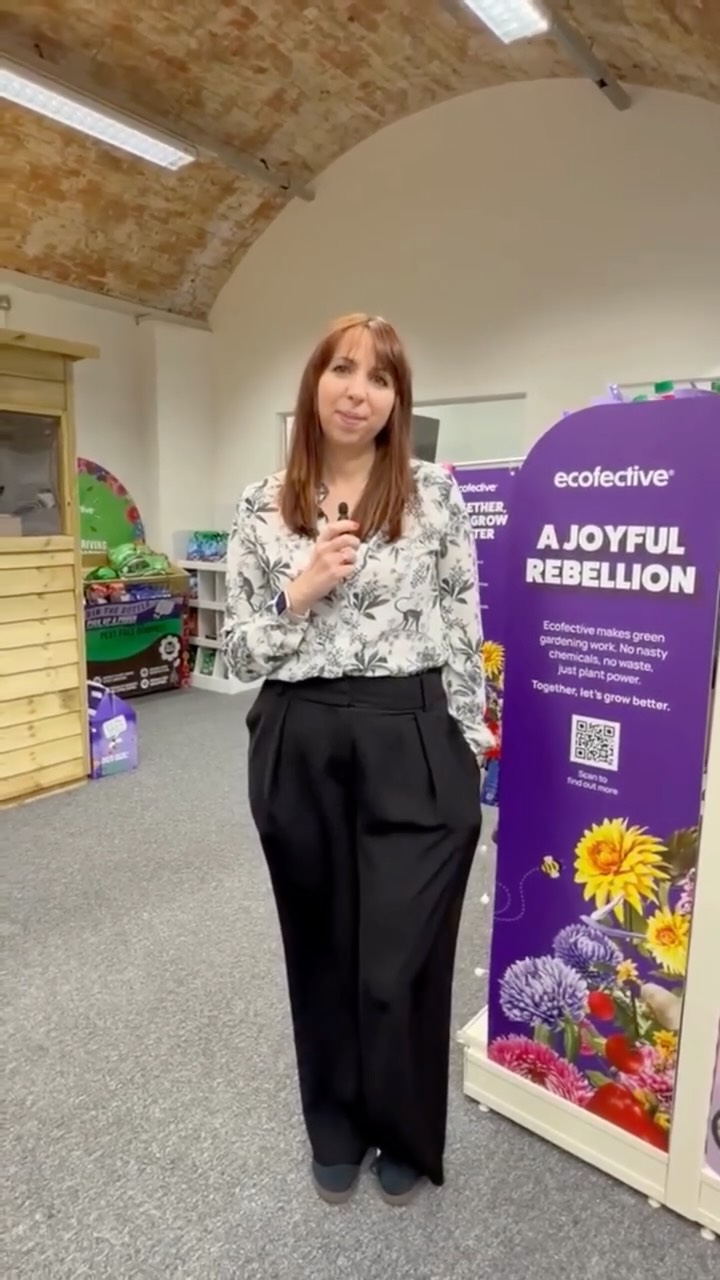 ”Have you ever pretended you meant to grow weeds?” 😅🌿
We’ve all been there… sometimes those “wildflowers” weren’t exactly part of the plan 👀🌼
Gardening doesn’t have to be perfect, every garden tells its own story (even the unexpected bits!) 🌱✨
Tell us… what’s the funniest thing that’s popped up in your garden? 👇
#AJoyfulRebellion #NatureStories #UnexpectedBlooms
