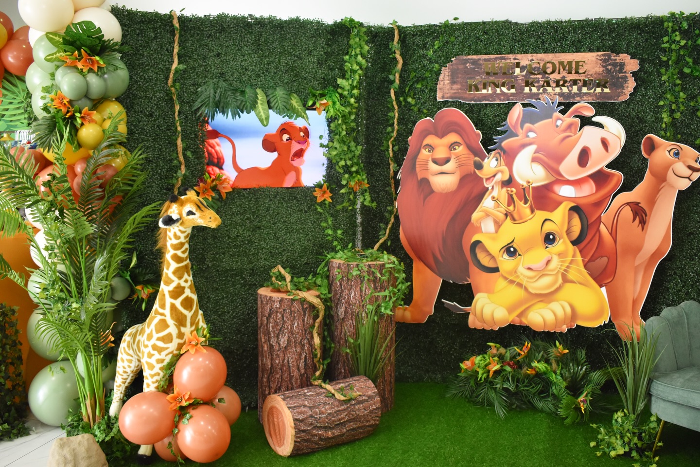 Thank you again to our wonderful clients for trusting us with their vision and leaving room for our creativity 💫 Our team had a lot of fun working on this special event welcoming Baby Karter 🦁
Custom centerpieces, menus, Pringle shakers & candy packs: @chanelcraftcorner
Desserts/Dessert Table: @shon.shonnie
Venue: @startpalace
#lionking #lionkingtheme #lionkingdecor #wildone #safaritheme