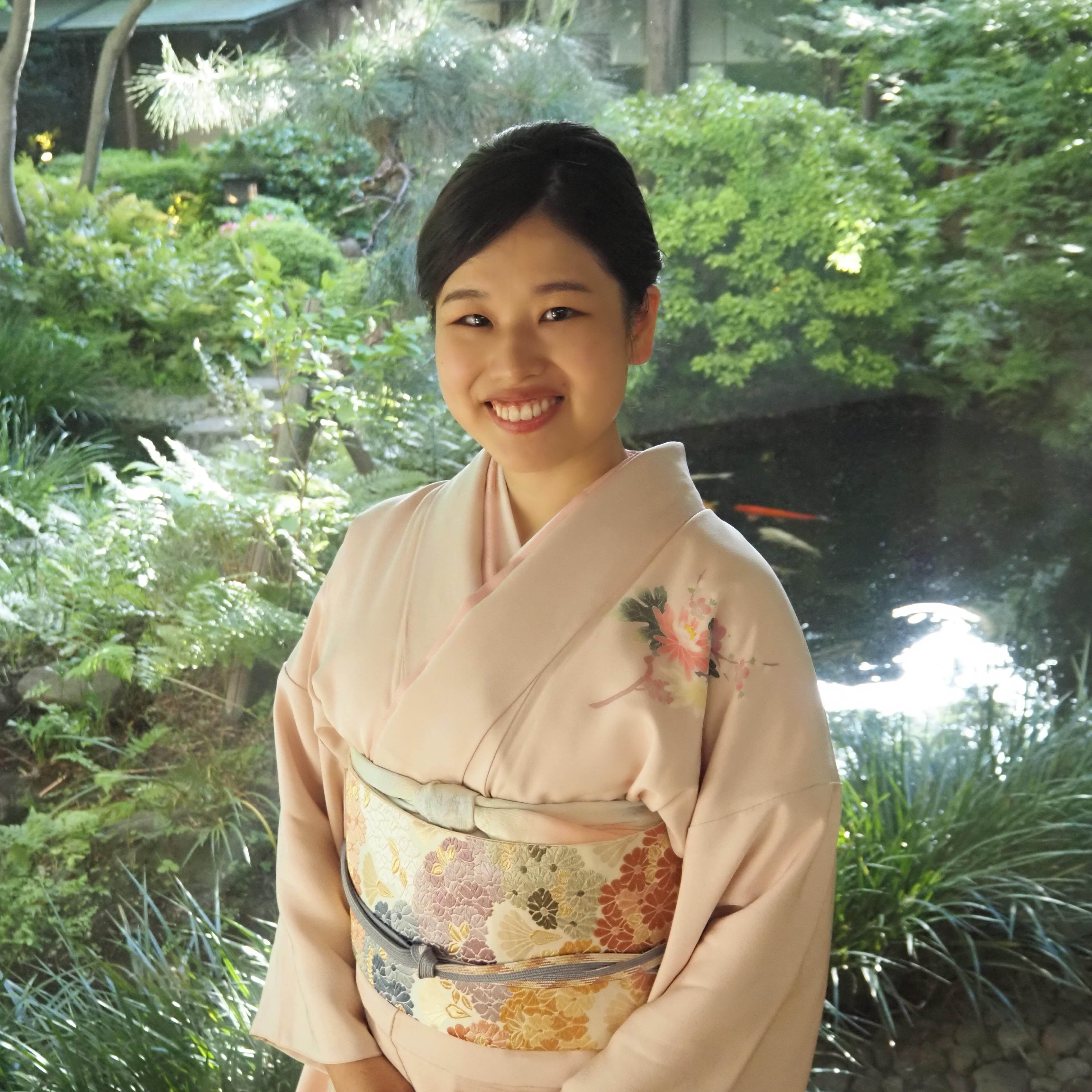 お祝いごとがありお着物を着ました👘
#着物 #日本庭園 #訪問着 #友禅