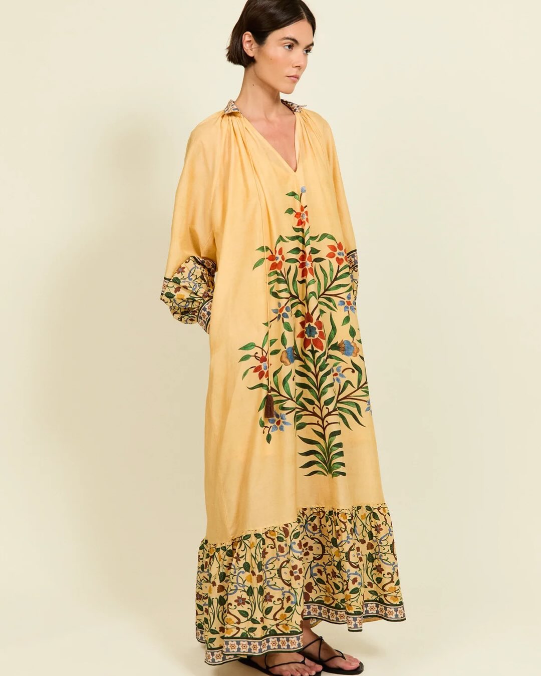 Warm tones meet artisanal detailing in an effortless silhouette.
#philippa1970