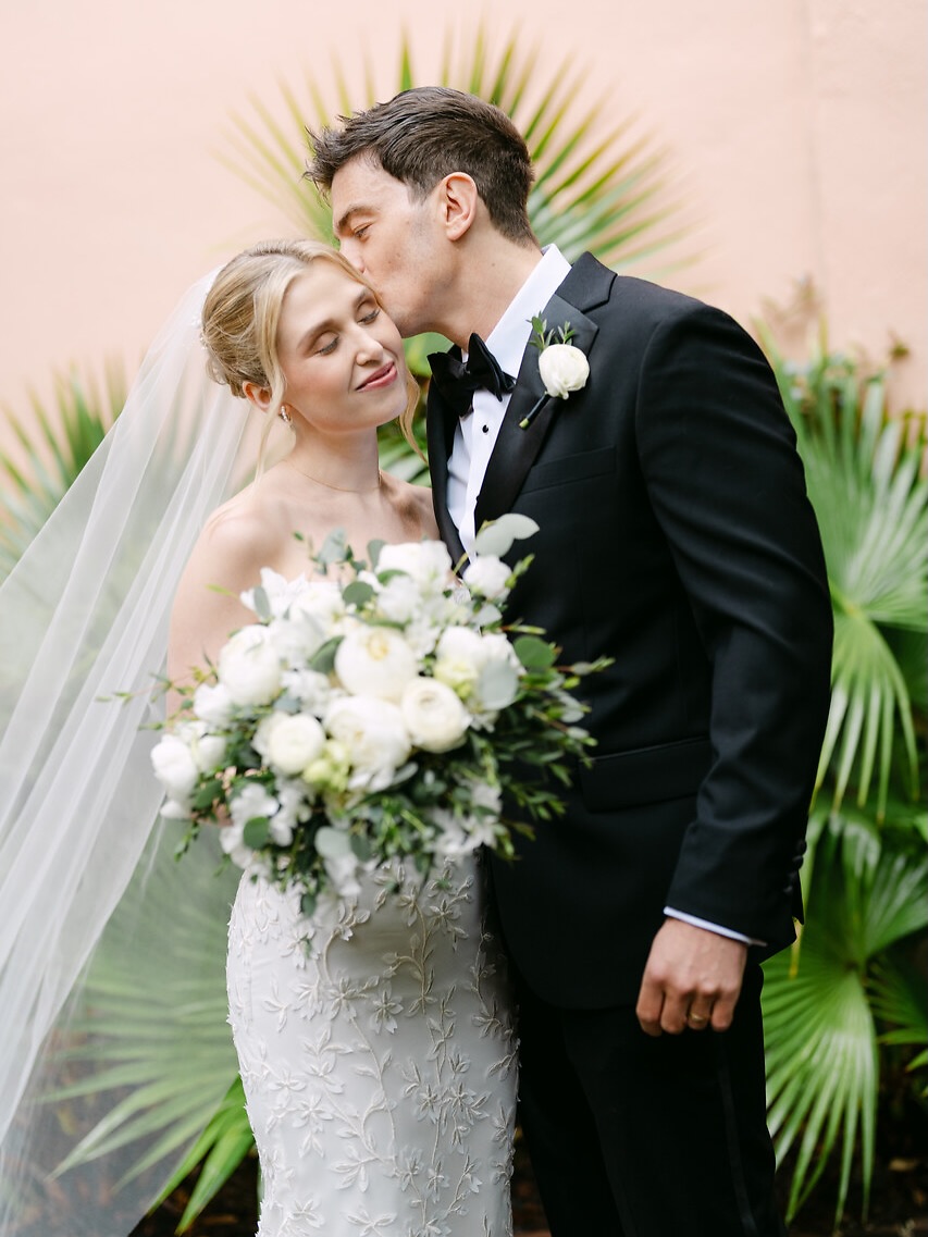 Honestly there’s nothing like an intimate wedding day, especially at Planter’s Inn. ✨🤍
Whether your guest list is 20 or 200, we’re here to make all your Charleston wedding dreams come true. Visit directmydaycharleston.com for more information.
-
Venue | @plantersinnchs
Planner | @directmydaycharleston @marvylousmarvyl
Photographer | @laurenjonasweddings
Strings | @charlestonvirtuosi
Cake | @publix
Linens | @curatedeventscollective
Chairs | @simplyelegantrental
Tent | @snyderevents
Floral | @florabyhannah