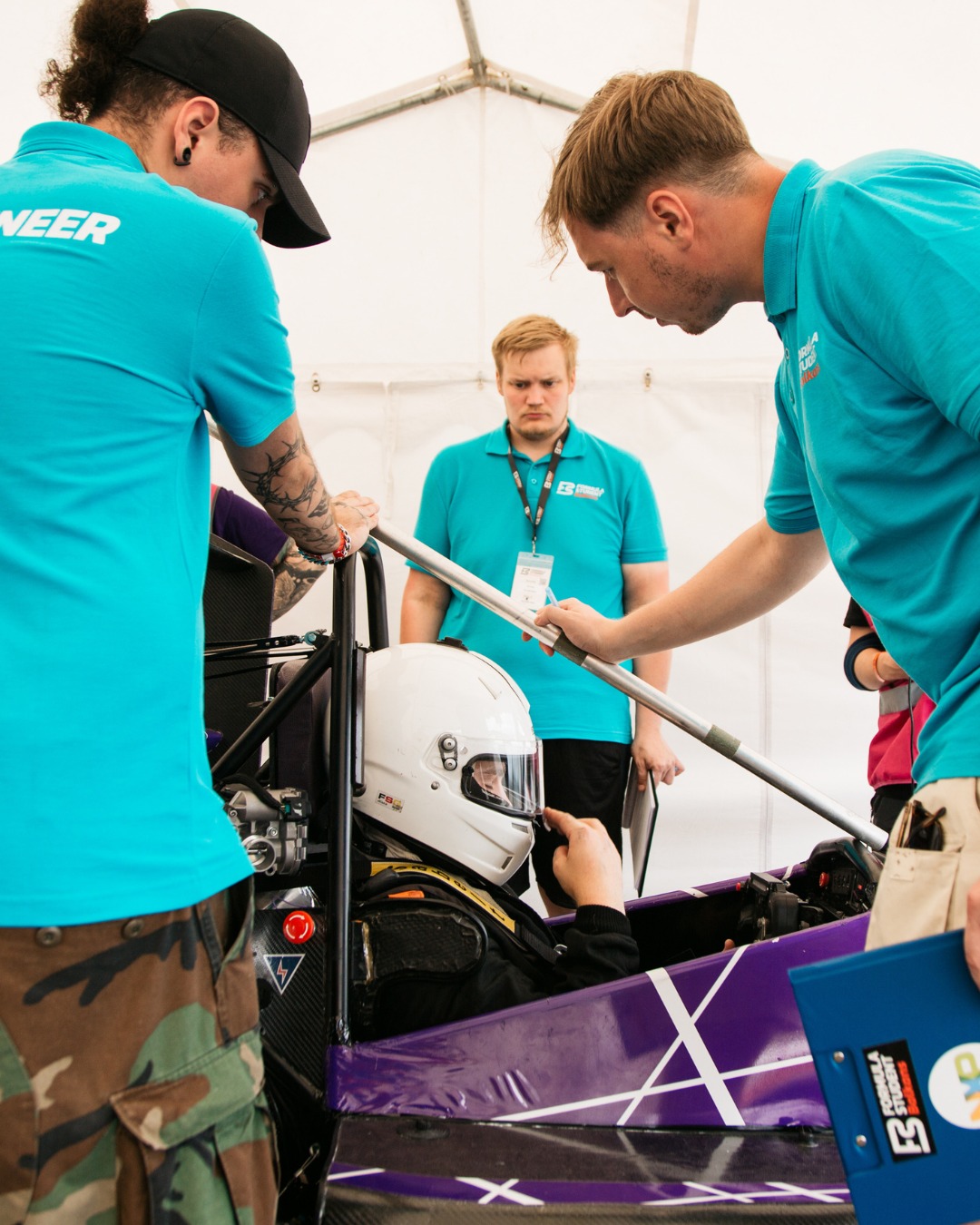 somehow convinced three people it was a good idea to let me sit in this thing
.
.
.
#fsbalkans #formulastudent