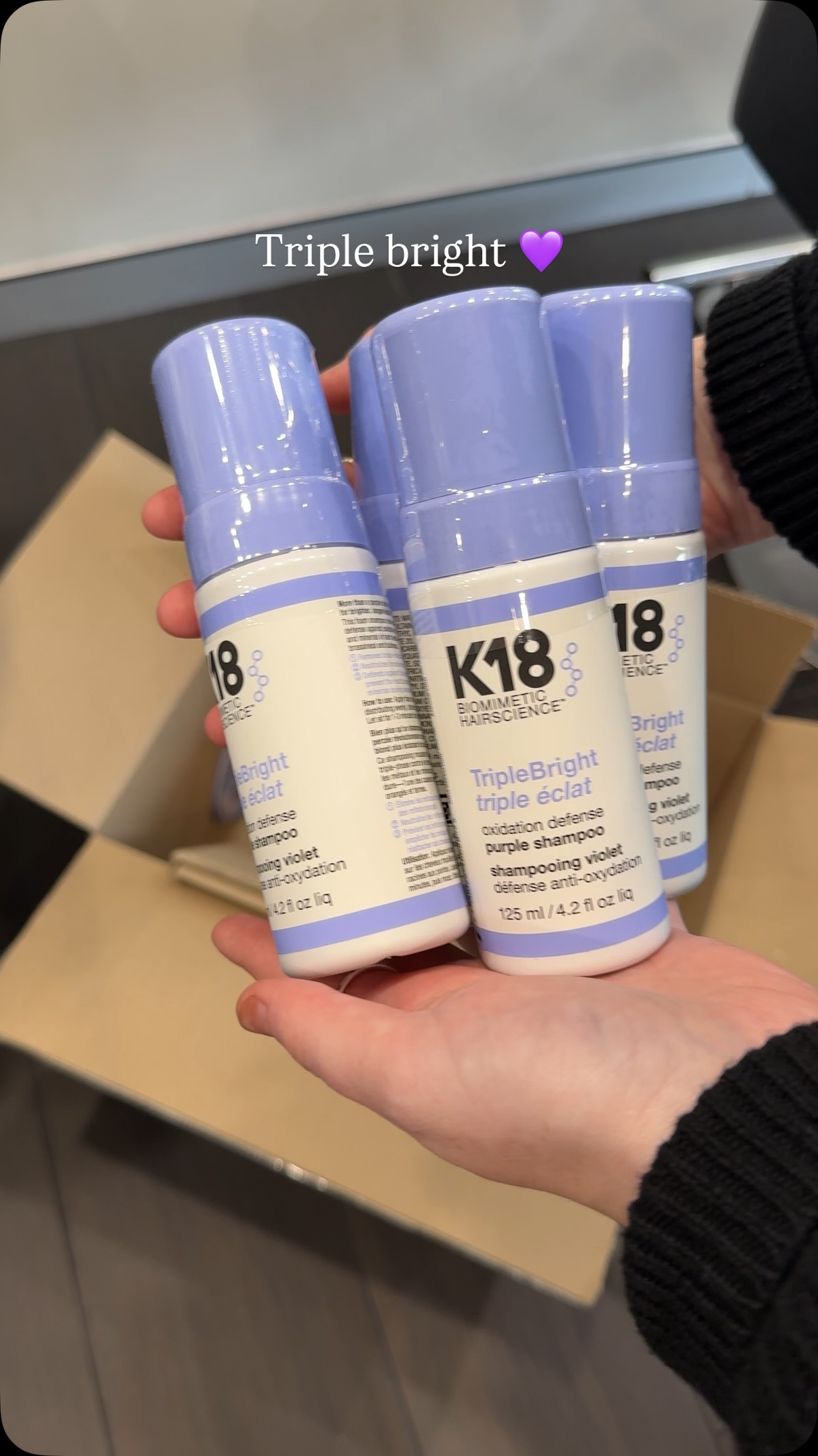 Come unbox the new k18 triple bright with me💜
Not just your average purple shampoo.
This powerful purple shampoo works to neutralise brassiness, remove hard water minerals & wash away product build-up for a brighter, cleaner, healthier hair after every wash.
Less brass. More brightness. Stronger hair.
The ultimate blonde reset 🤍
#k18 #purpleshampoo #blonde #triplebright