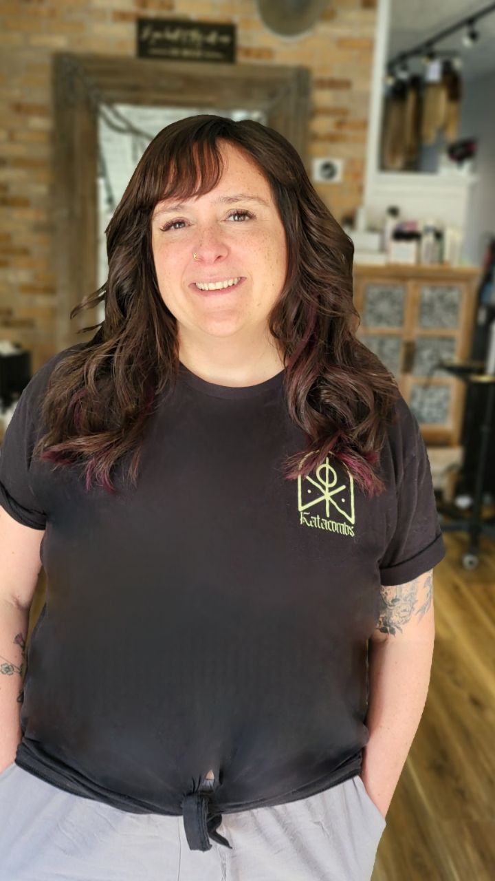 Clean foundations, customized texture blending, and seamless hidden rows.
Every detail of this install was designed to mimic her natural wave pattern as realistically as possible while keeping the beadwork flexible, comfortable, and virtually invisible.
_________________________________
#btshair
#invisiblebeadextensions
#texturedhair
#wavyhairextensions
#beadedrows