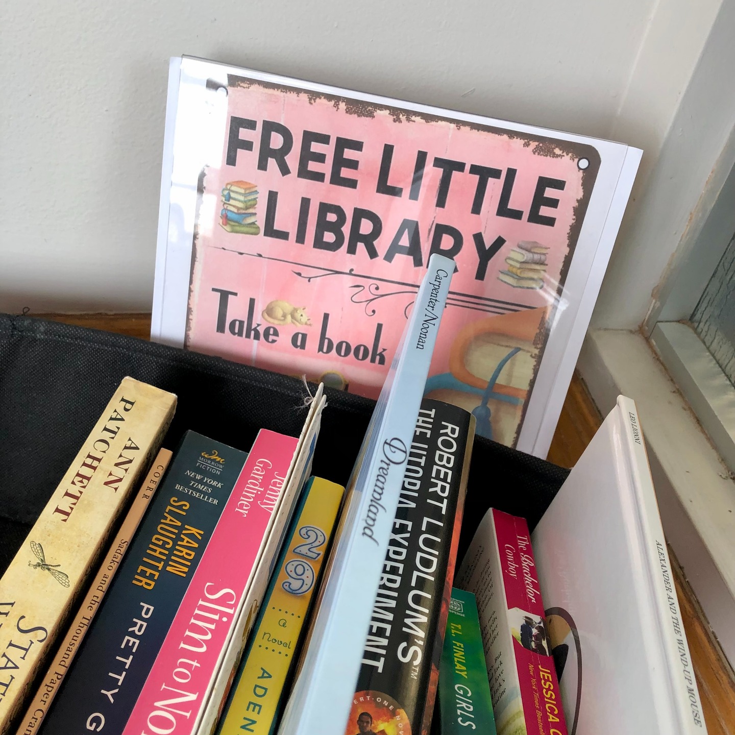 Take a book, leave a book! š
We have a Free Little Library right in our lobby at 646 Portage Trail, Cuyahoga Falls.
Doing a spring clean out? Drop off your books and give them a new home!
š Link in bio
#FreeLittleLibrary #CuyahogaFalls #AkronOhio #BookLovers #CommunityLove