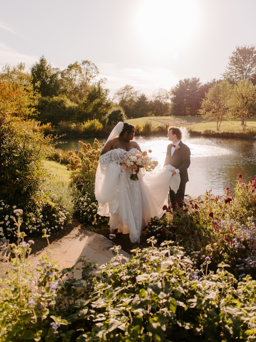 From the pond to the gardens, our grounds naturally give you the fairytale feel that you’re looking for for your wedding day 🌸
⠀⠀⠀⠀⠀⠀⠀⠀⠀
Glen Ellen Farm | historic & garden wedding venue in Maryland | now booking 2027 weddings.
@aliciawileyphotography
@randiraeevents