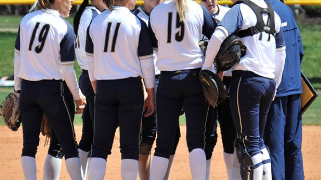 Let anonymous feedback be information, not identity. A quick 4-minute read on how to stay centered during end-of-season evaluations and make feedback work for you. Link in Bio #Leadership #Coaching #Feedback #MindsetMadeSimple #292