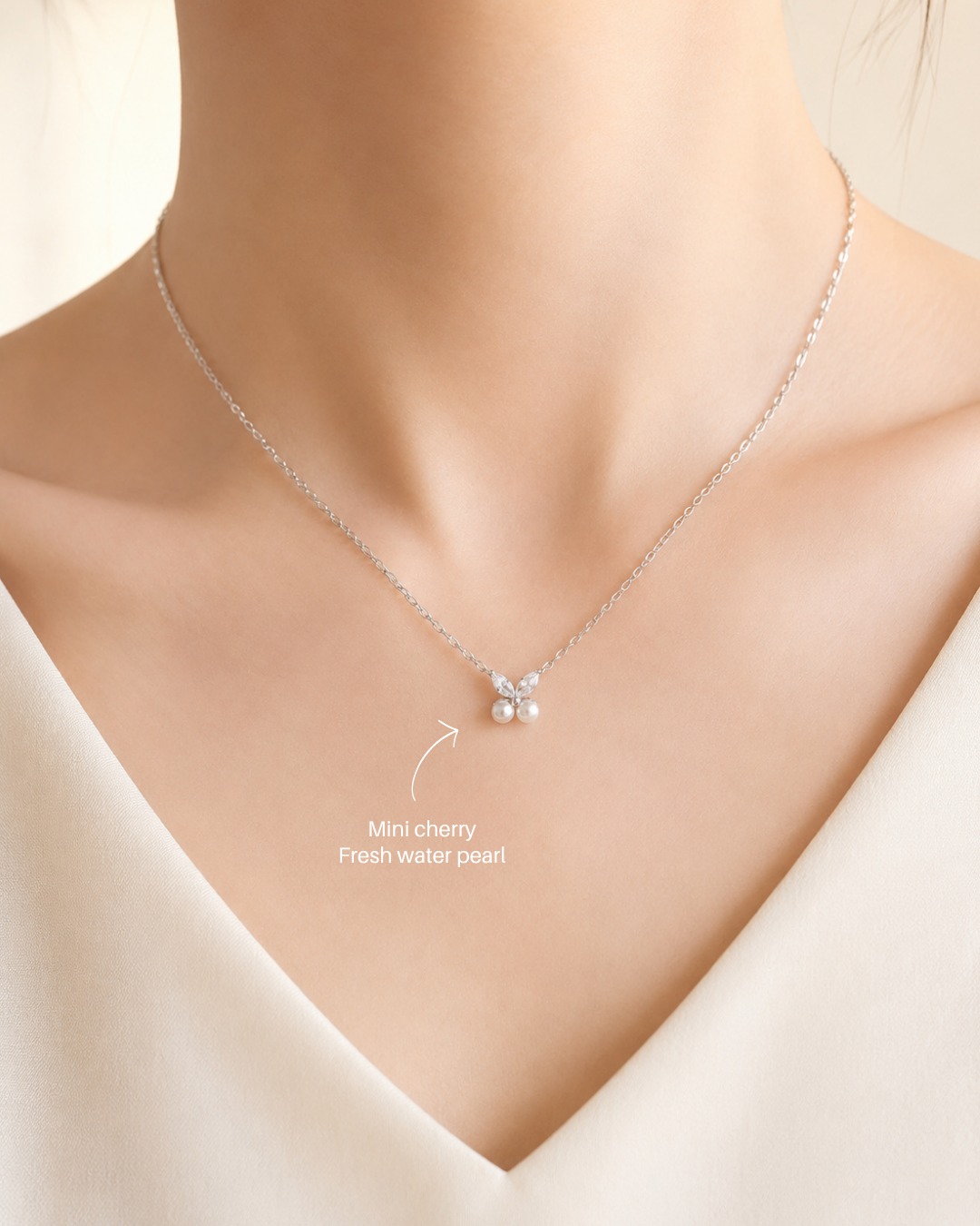925 silver freshwater pearl necklace in a sweet cherry inspired design.
* Available in rhodium.