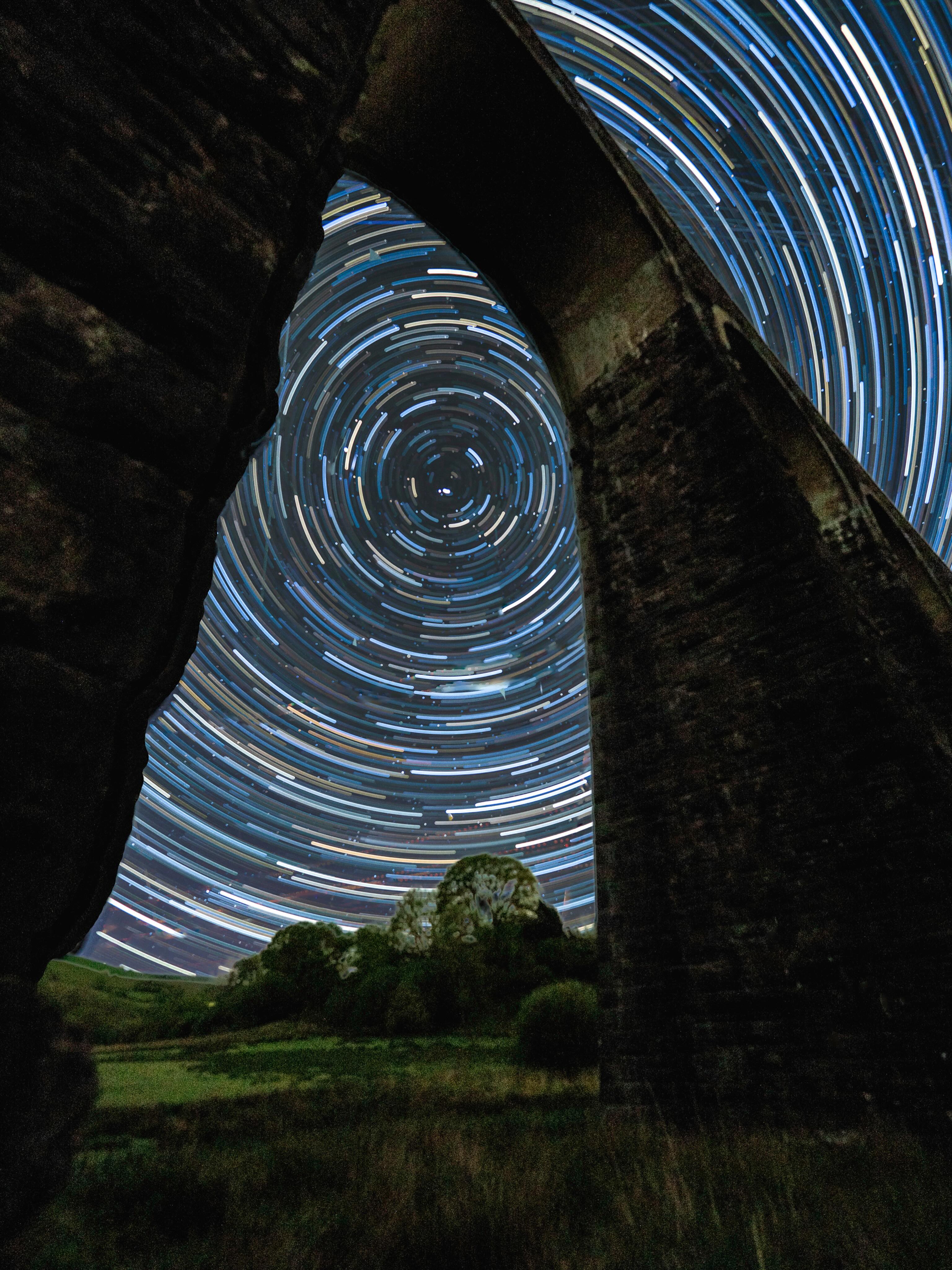 Slowly slowly slowly getting there.
This time next week……..
This though, a roadside shot star trail last night, hoping that no one grabs the tripod as they drive under this 156 year old viaduct.
📍 @llanerchinddafarm Cynghordy