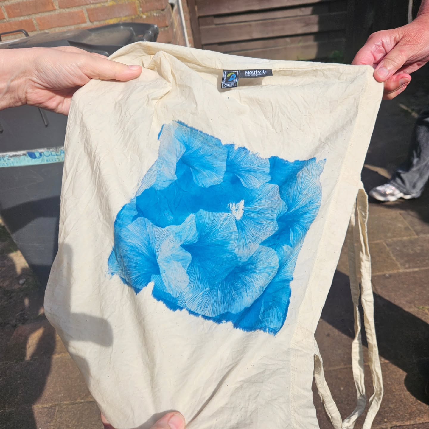 Impressie van de workshop cyanotype van vandaag 😍
#Pastellum #cyanotype #art