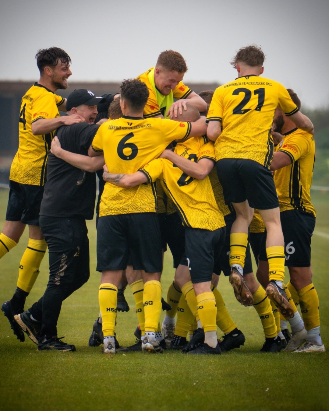 Massive congratulations to our Partner Club, @hesslesportingclub Men's, on securing silverware in dramatic fashion with a late equaliser in the title decider! 🏆
Proud to stand alongside a club that shows true character from first whistle to last. 👏
📸: @theframesofjames