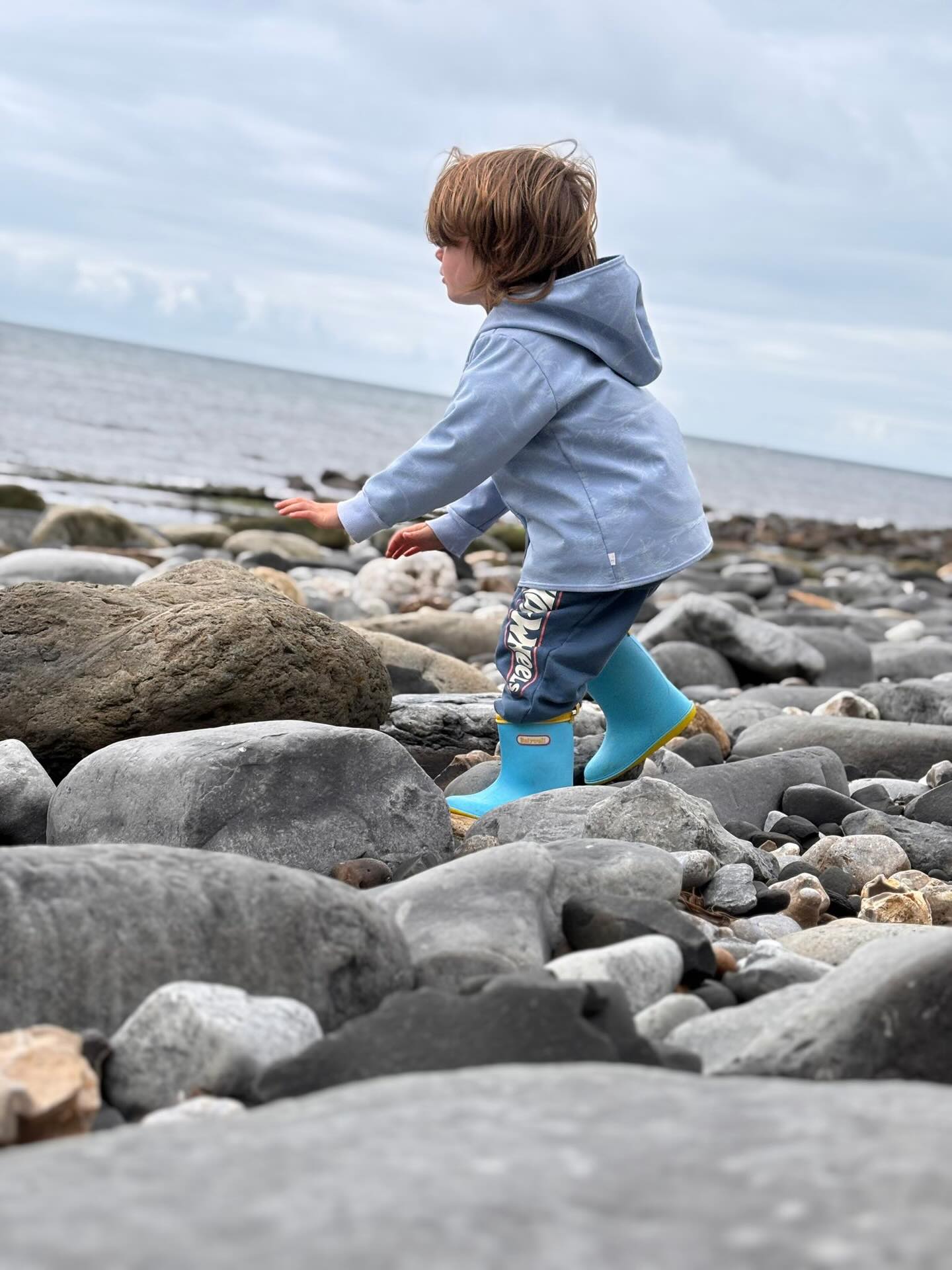 Built for little adventures ππ©΅
Our softshell jackets are perfect for exploring whatever the weather β¨
With a water-resistant outer and a soft fleecy inside, theyβre designed to keep little ones warm, comfy and ready for every adventure πͺ¨π§οΈ
From beach walks to woodland exploring, these jackets are made for kids on the go π
Who else has a little explorer that would love one of these? π