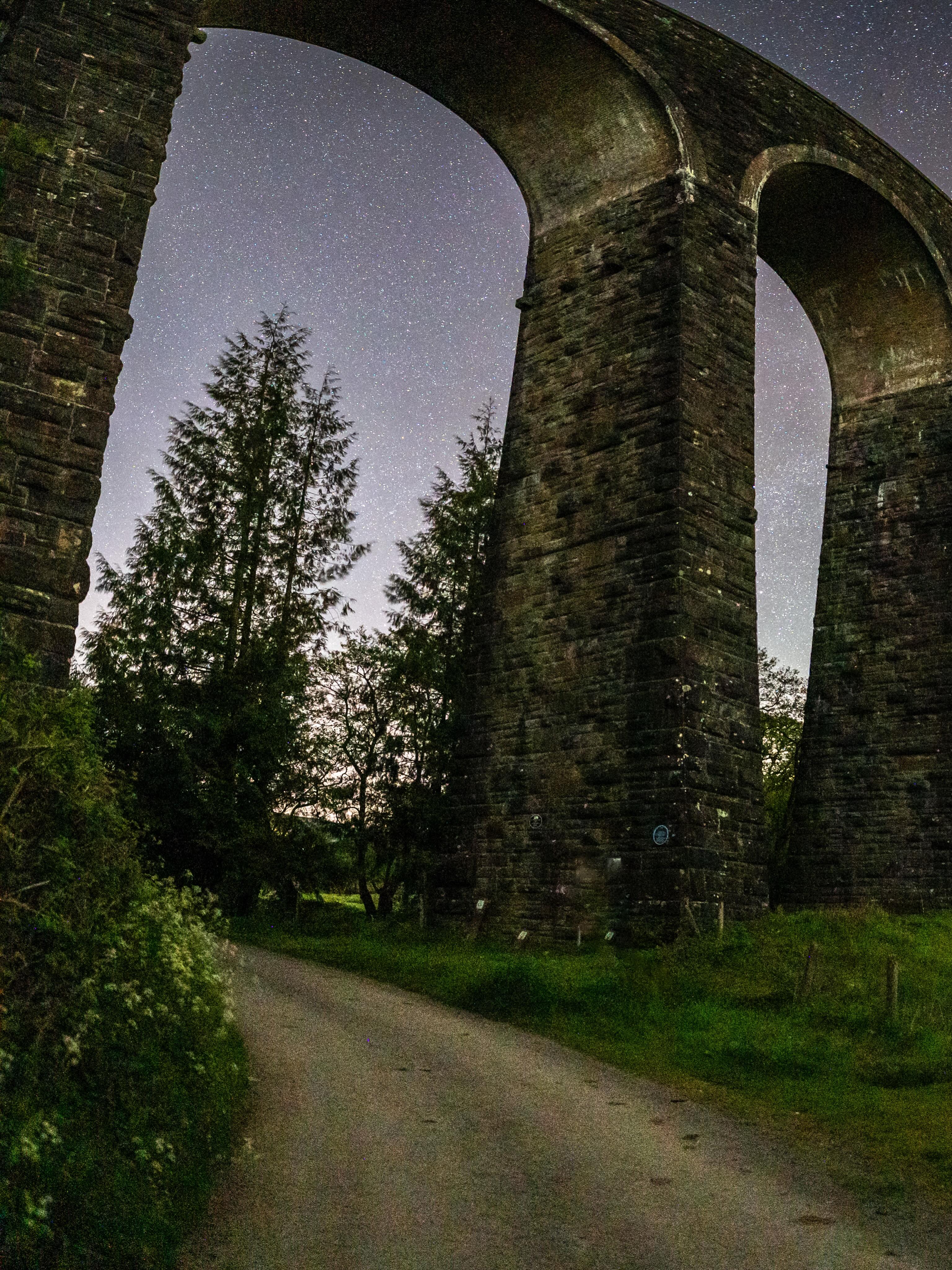 You don’t realise how beautiful the night is until you’ve photographed it.
Camera. Tripod. Lens. And breathe…….
Near @llanerchinddafarm Cymru 🏴❤️🚂