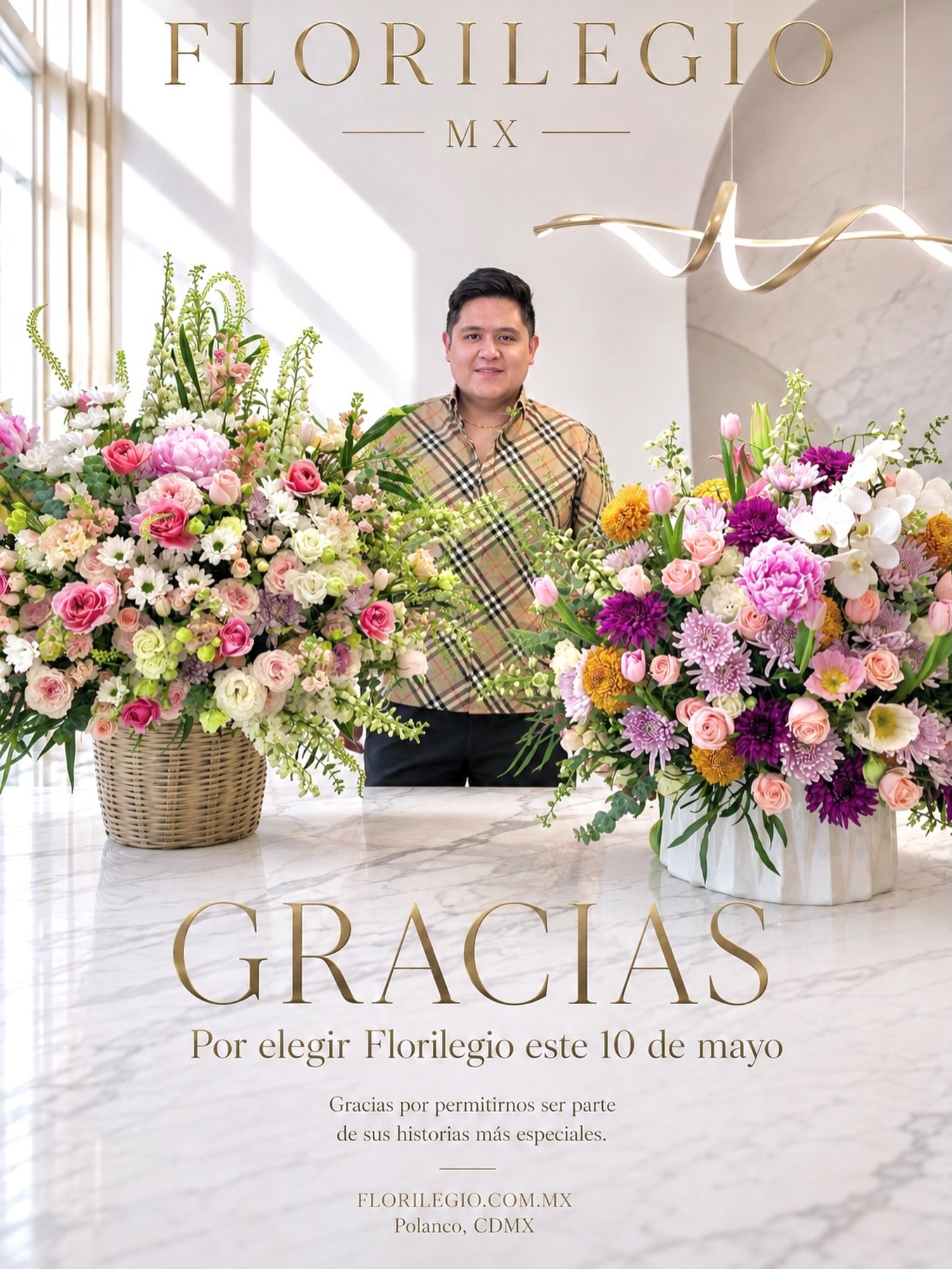 Este 10 de mayo no solo entregamos flores.
Entregamos abrazos que no podían darse en persona, mensajes que llevaban días esperando decirse y momentos que terminaron convirtiéndose en recuerdos para toda una vida.
Desde muy temprano, Polanco comenzó a llenarse de peonías, rosas premium y orquídeas saliendo de Florilegio MX rumbo a casas, departamentos, restaurantes y celebraciones por toda Ciudad de México.
Cada diseño floral fue creado para alguien importante.
Para una mamá.
Para una abuela.
Para una hermana.
Para una mejor amiga.
Para quien estuvo siempre.
Y aunque las flores fueron distintas, todas compartían algo: la intención de hacer sentir especial a alguien que lo merece todo.
Gracias por convertir a Florilegio MX en una de las florerías de lujo más buscadas este Día de las Madres en Polanco CDMX.
Gracias por permitirnos formar parte de tantos momentos importantes este 10 de mayo.
🌸 Peonías premium importadas
🌸 Orquídeas y rosas de lujo
🚚 Entregas en CDMX y zonas exclusivas
📍Polanco · Lomas · Santa Fe · Interlomas
#FloreriaPolanco
#DiaDeLasMadresCDMX
#FloresParaMama
#FloreriaDeLujo
#FlorilegioMX