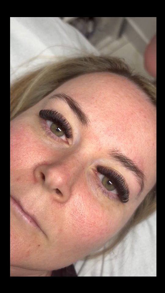 Grab a last minute appointment tomorrow with Hannah.
Click the book now button!!!!!
#essexlashes #EssexLashTech #essexlashextensions #basildonlashtech #BasildonLashes #RussianLashes