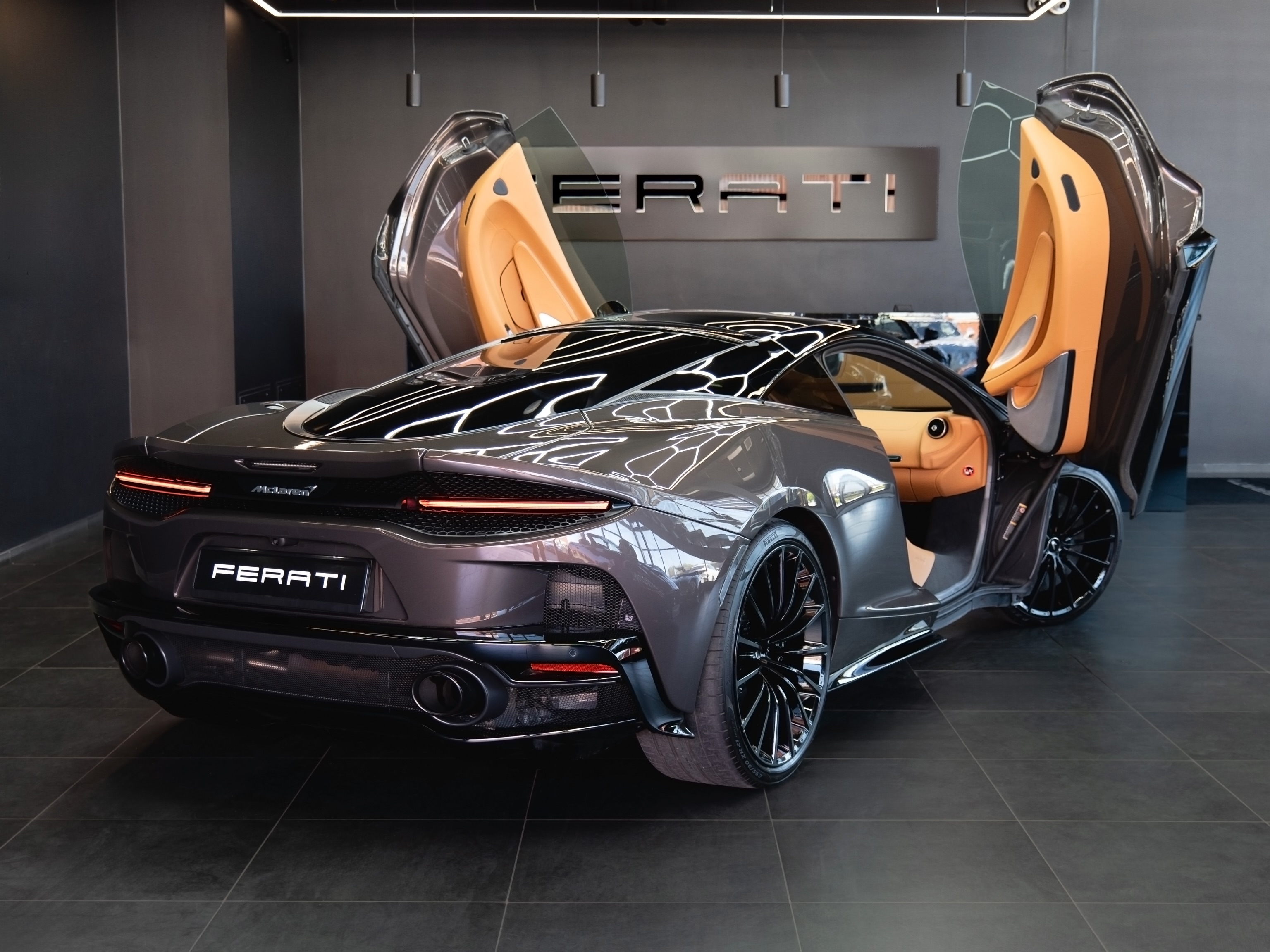 McLaren GT 🤎 ・4.0 V8 ⏐ 456 kW ・2023 ⏐ 5900 km ・McLaren’s Proactive Damping Control ・Laiendatud Nappa nahk ・Nose-Lift ・Panoraamkatus Võta ühendust ja broneeri proovisõit: Kert Kruusmaa / +37257855272 / kert.kruusmaa@ferati.ee ______ McLaren GT 🤎 ・4.0 V8 ⏐ 456 kW ・2023 ⏐ 5900 km ・McLaren’s Proactive Damping Control ・Extended Nappa leather ・Nose-Lift ・Panoramic roof Get in touch and book your test drive: Kert Kruusmaa / +37257855272 / kert.kruusmaa@ferati.ee