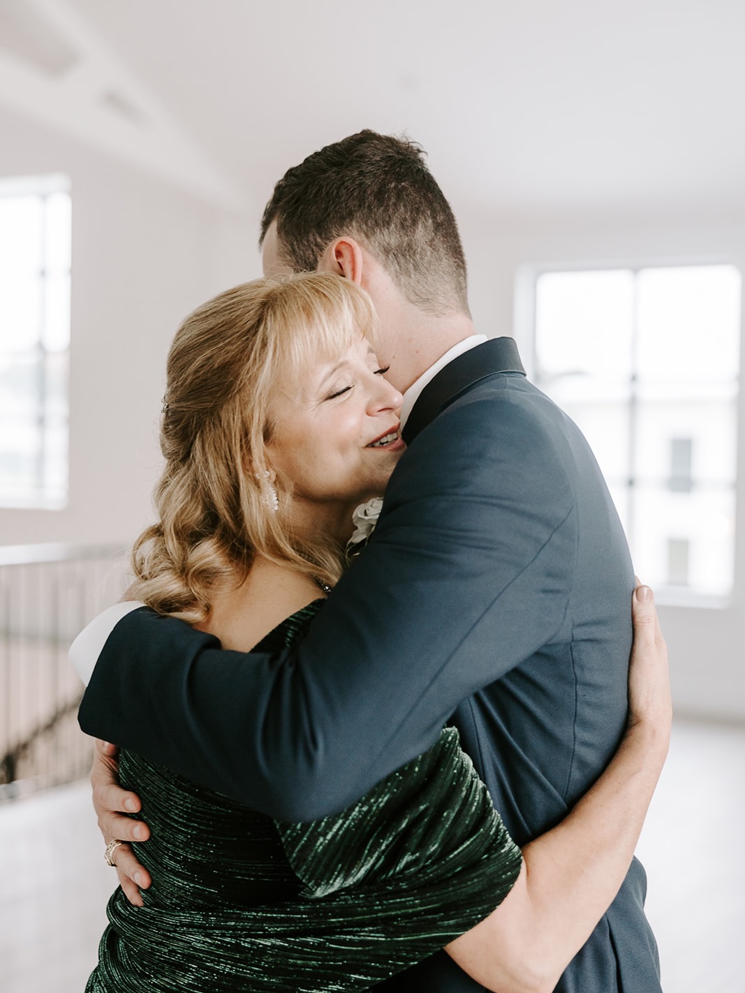 To the moms who zipped the dress, calmed the nerves, fluffed the veil, held the tissues, and loved hard through every season… today is for you.
Happy Mother’s Day from your favorite planners + florists. ✨
Team Credits|
@whimsical_creative_tx @boxwood_manor @cakesbyginahou @fellowshipcoffeetx @cafenatalie @marrymebrandon@divisistrings @blushdbeautytx @erikageierphotography@reverentweddingfilms @signatureeventx @alphalithouston @decorbydulce@mikesdancefloorrentals @le_le_lines @eliaspaperco
-
@whimsical_creative_tx @goodomen.weddings
@behindthebash.tx @adorneartistry
If we missed tagging anyone or would like to collaborate on a post, please send us a DM. It’s so important to us to give credit where credit is due, and we’d love to make sure every talented vendor is properly recognized.
#wedding #luxuryweddings #houston #weddingdesign #texasweddings