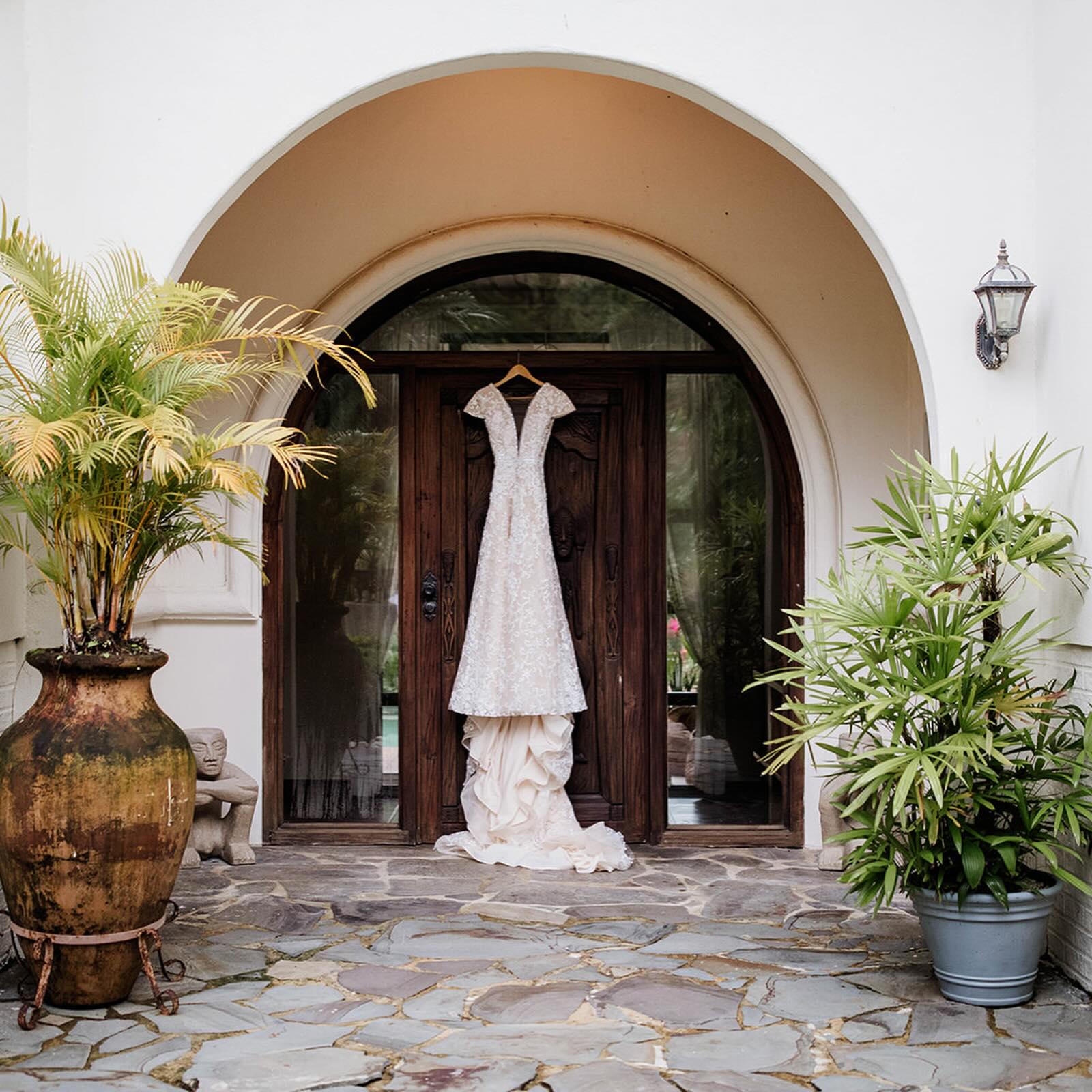 Wedding mornings are always a special time but the wedding of Ben & Christina was just that little bit extra โจโจThere is something truly magical about having your kids at your wedding day these moments and memories they will cherish forever ๐๐ด๐๏ธ
๐ธ by the magnificant @meganmccullor_photography
#blissweddingscr #weddingfamily #costaricawedding #destinationwedding #costaricaweddingplanner
