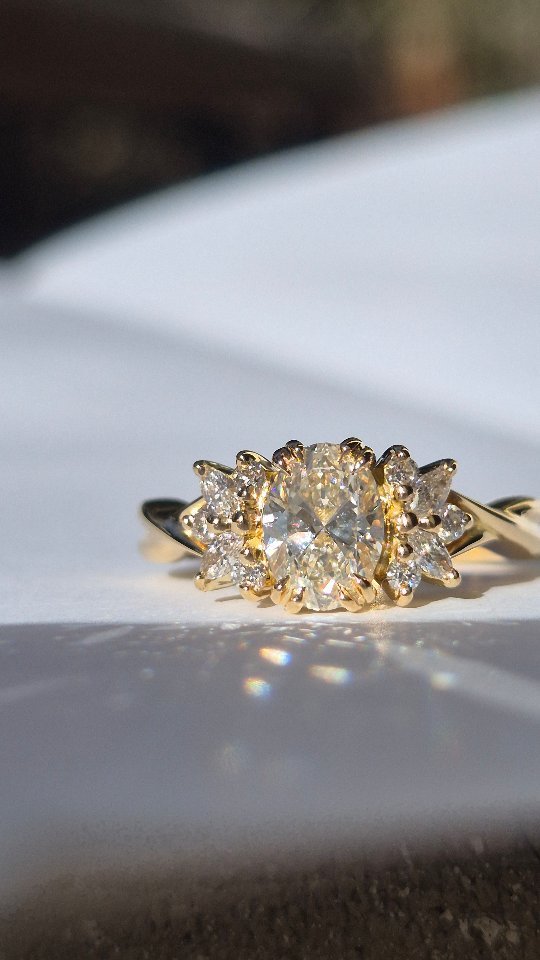 Congratulations to the beautiful couple. β€οΈ
It is always an honour making an engagement ring. Every time the path is different depending on the couple. I loved the process with this ring, with creative input from both people it felt like the ring was completely them. Even though they both took part in the design, the final decisions were left a surprise keeping the magic of the proposal.
I wish you all the best in this next chapter xo.
#handmadejewellery #engagementring #ovaldiamond #midwestjeweller