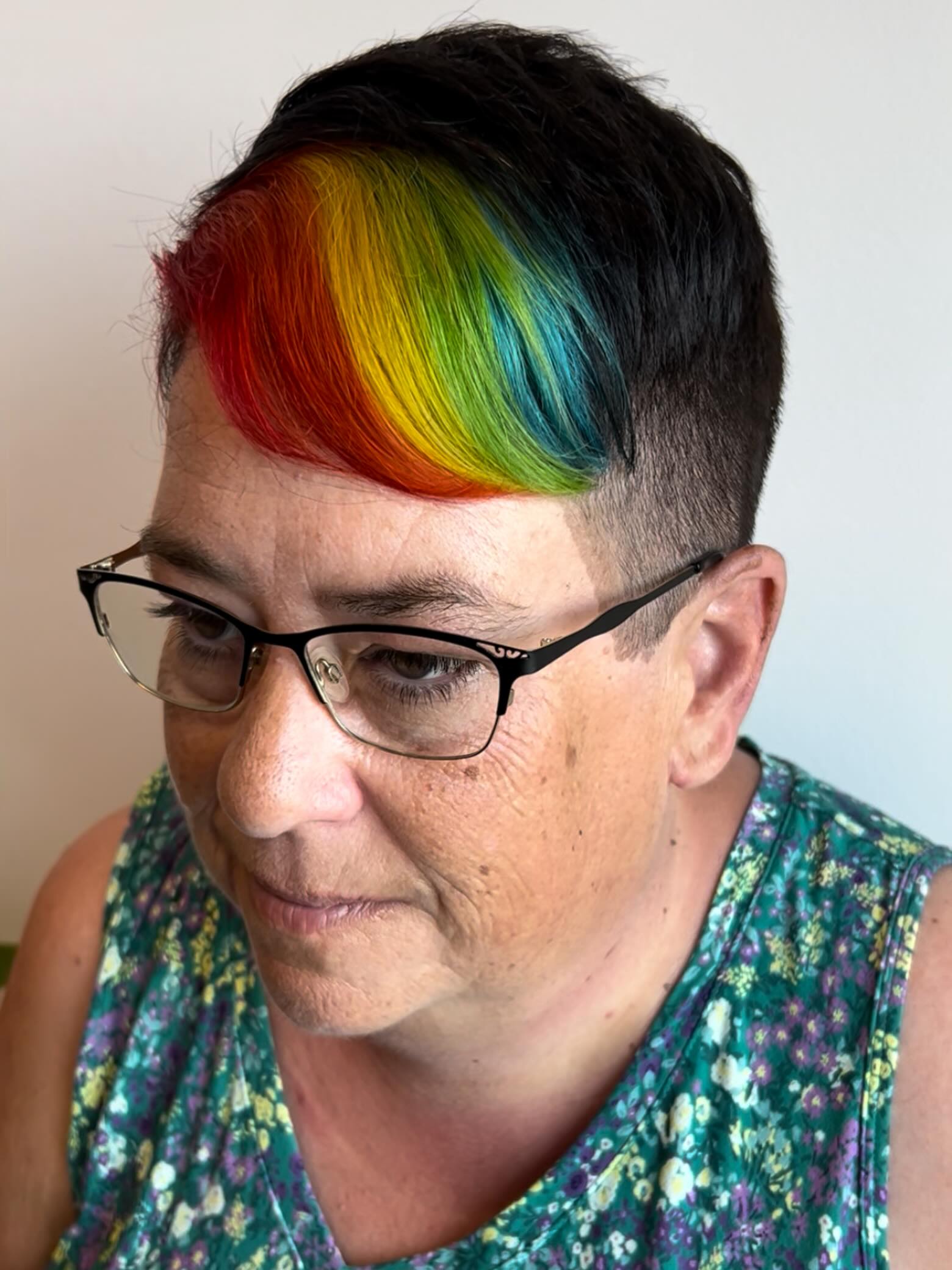 🌈 PRIDE MONTH COLOUR SPECIAL 🌈
Celebrate Pride with bold, beautiful colour ❤️🧡💛💚💙💜
From now until the end of June, we’re offering a limited-time rainbow colour special featuring:✨ Peekaboo colour✨ Money pieces✨ Pops of vivid colour✨ Limited foils with a minimum of 2 colours
This special is designed for small pops of colour not full head colour appointments ✂️🎨
SPECIAL FLAT RATE — $200 🌈
Whether you want something subtle and hidden or bright and unapologetic, we’ve got you covered 💥
Available through June only. DM us or call the salon at 778-441-4744 to reserve your spot 💌📍
#PrideHair #RainbowHair #PrideMonth #CreativeColour #VividHair